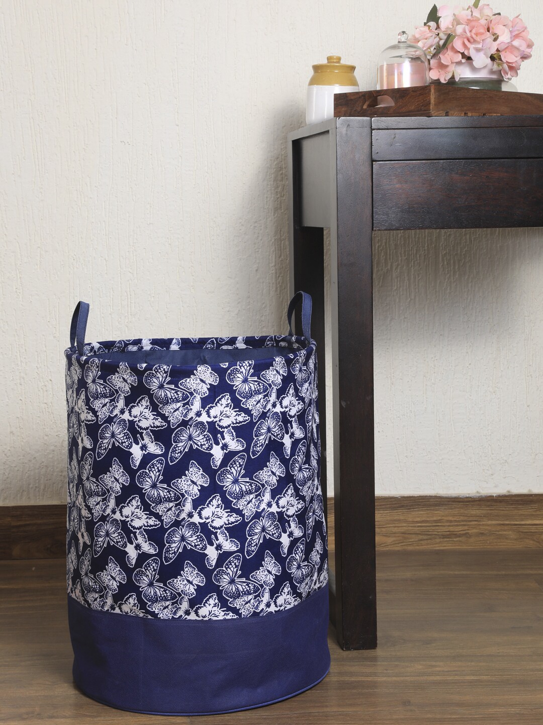 

My Gift Booth Navy Blue & White Butterfly Printed Laundry Bags