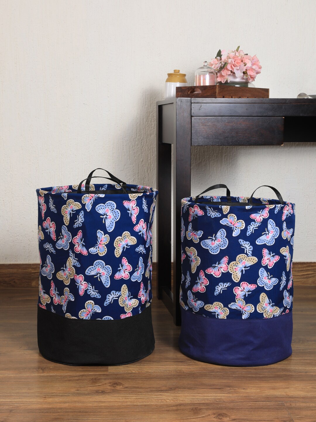 

My Gift Booth Set Of 2 Navy Blue & Pink Printed Laundry Bags