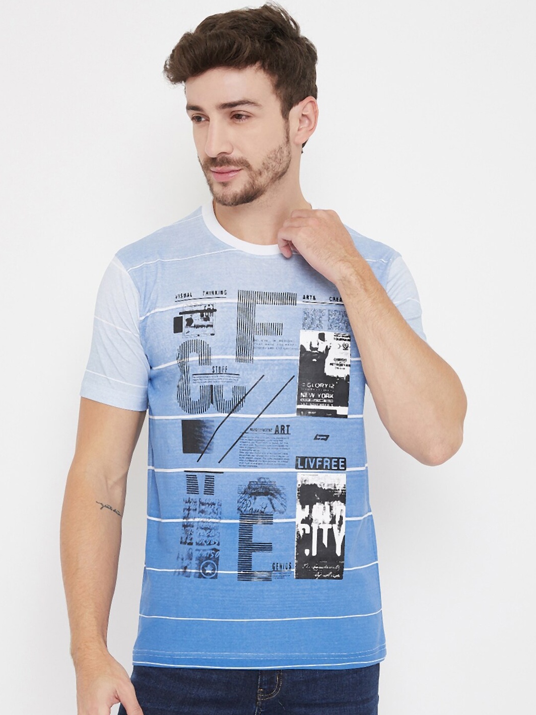 

NEVA Men Blue Printed Round Neck T-shirt