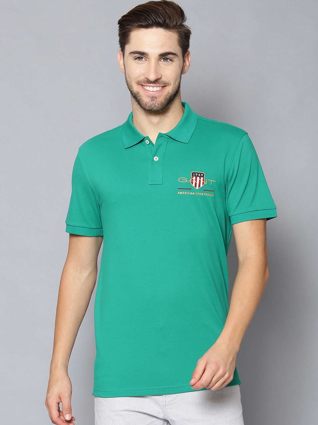 

GANT Men Green Solid Polo Collar T-shirt