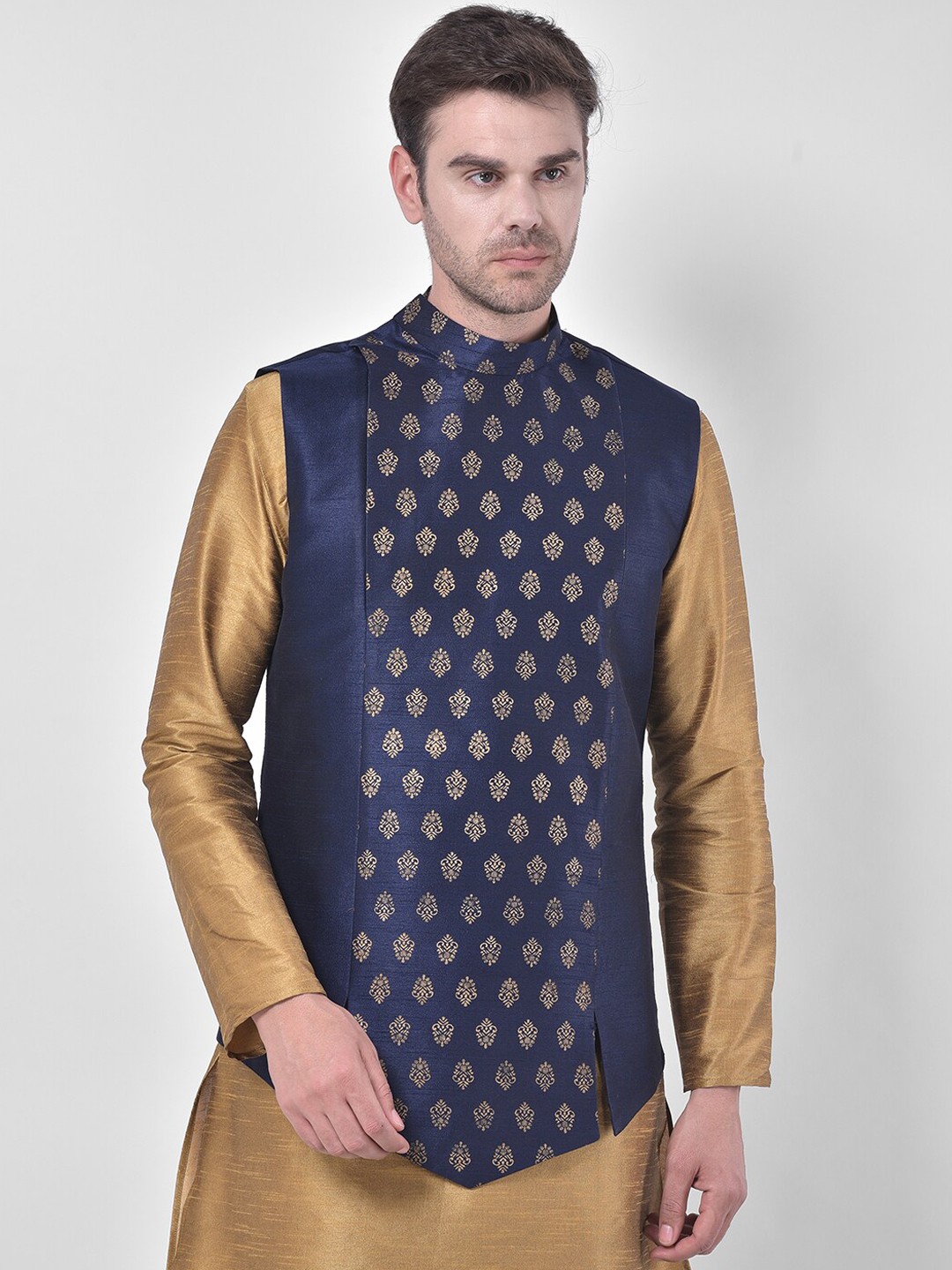 

DEYANN Men Navy Blue & Gold-Coloured Woven Design Nehru Jacket
