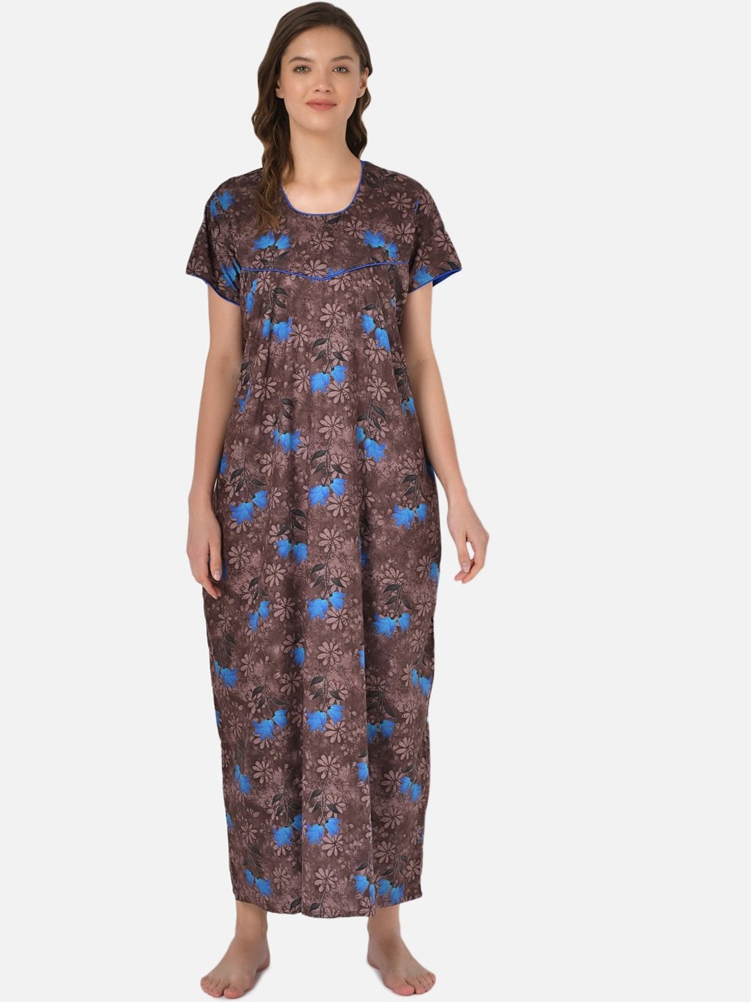 

Klamotten Brown Printed Nightdress