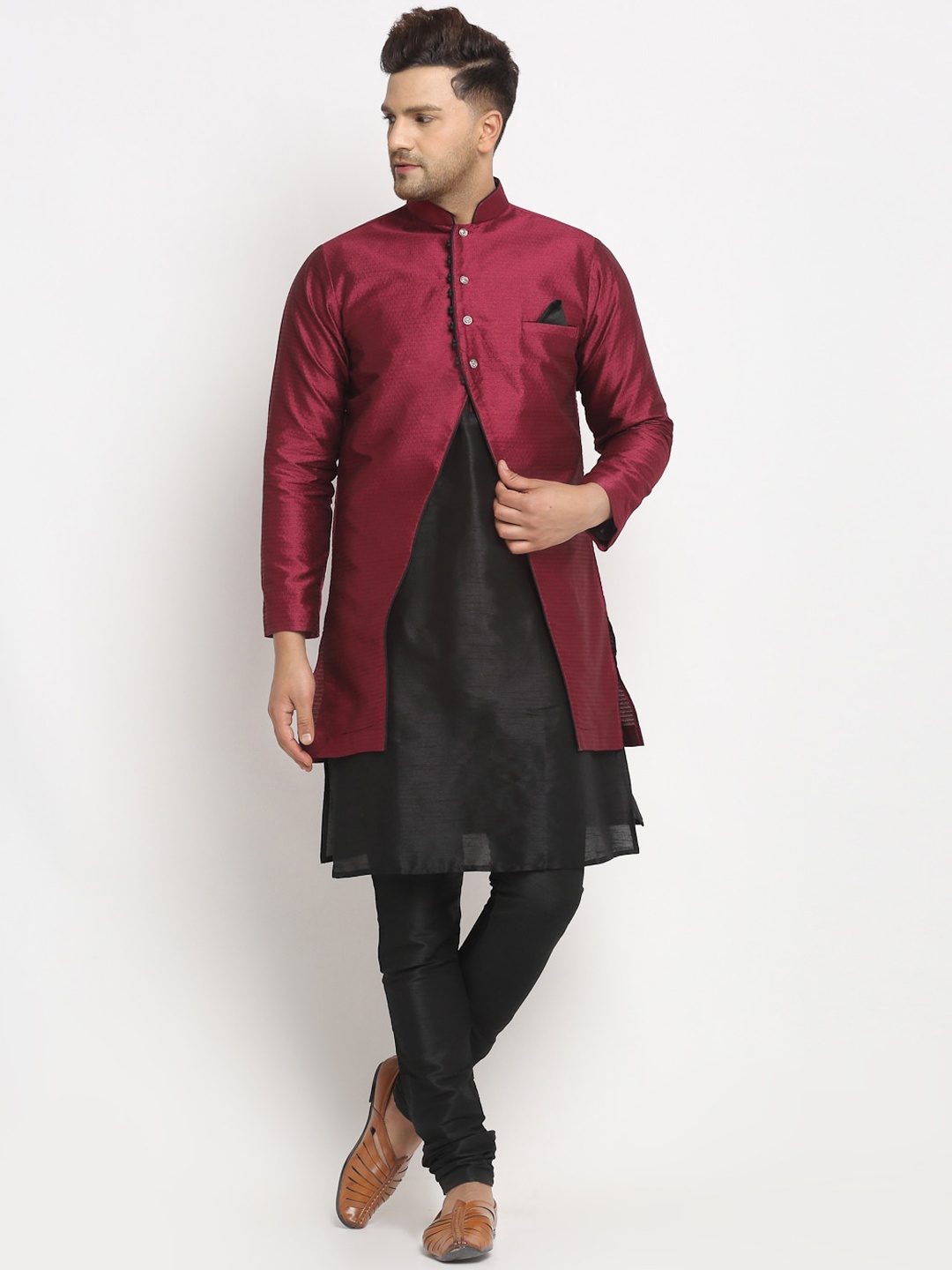 

Benstoke Men Black & Maroon Solid Kurta with Pyjamas