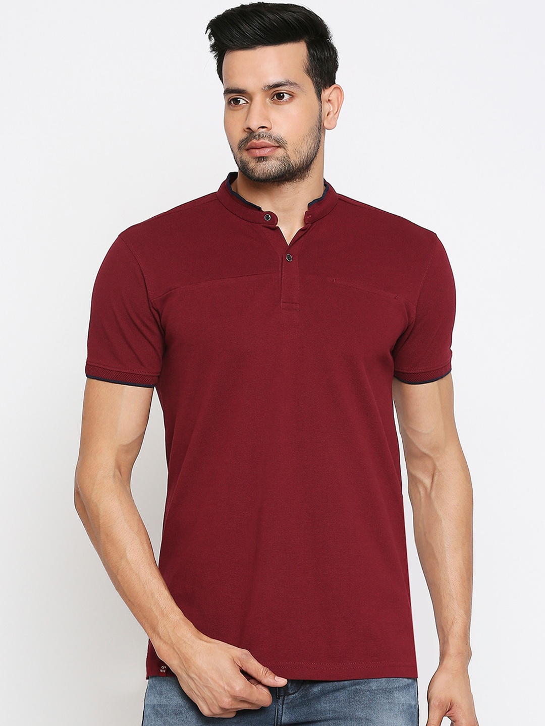 

Mufti Men Maroon Solid Mandarin Collar T-shirt
