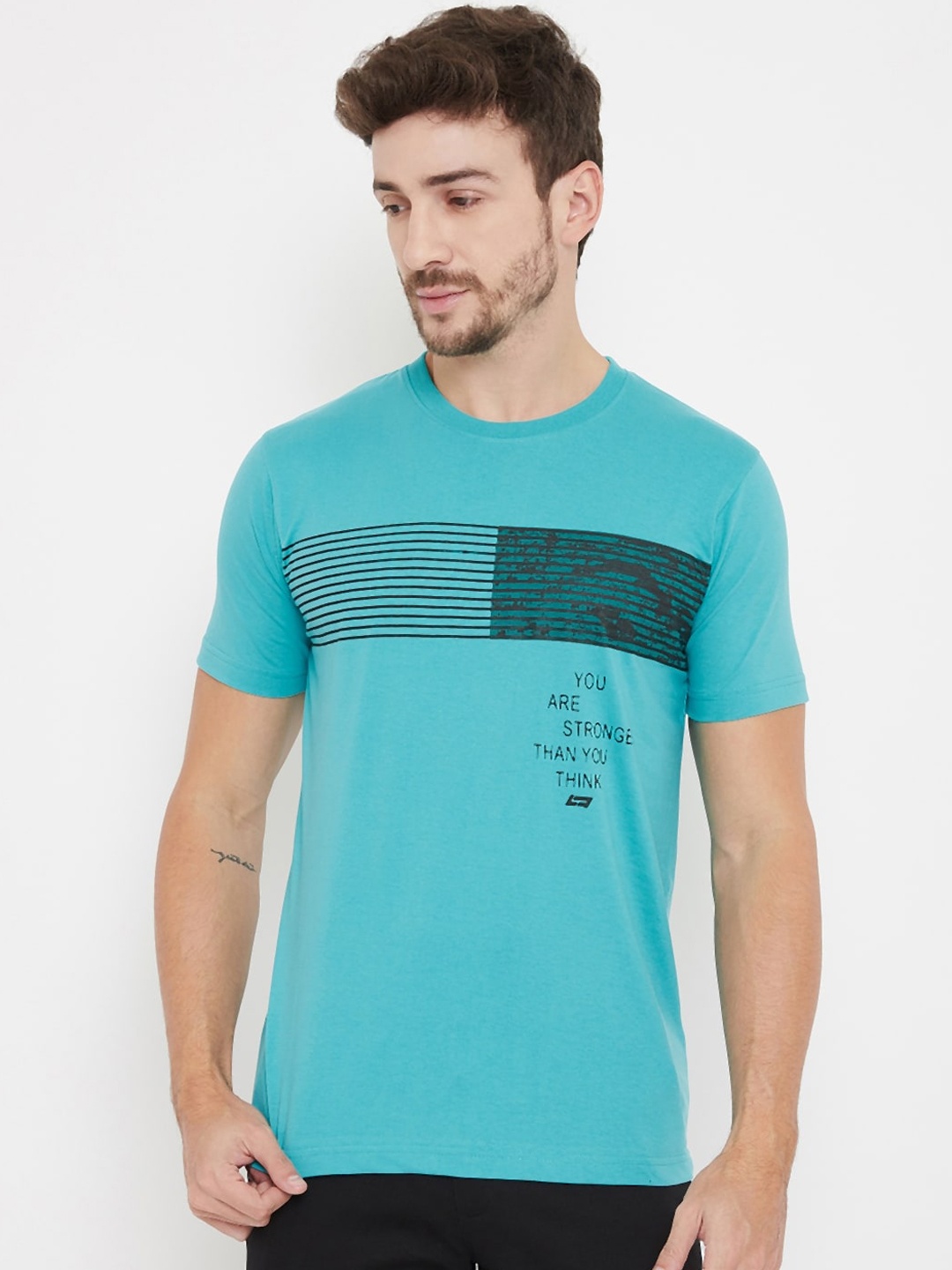 

NEVA Men Green Printed Round Neck T-shirt