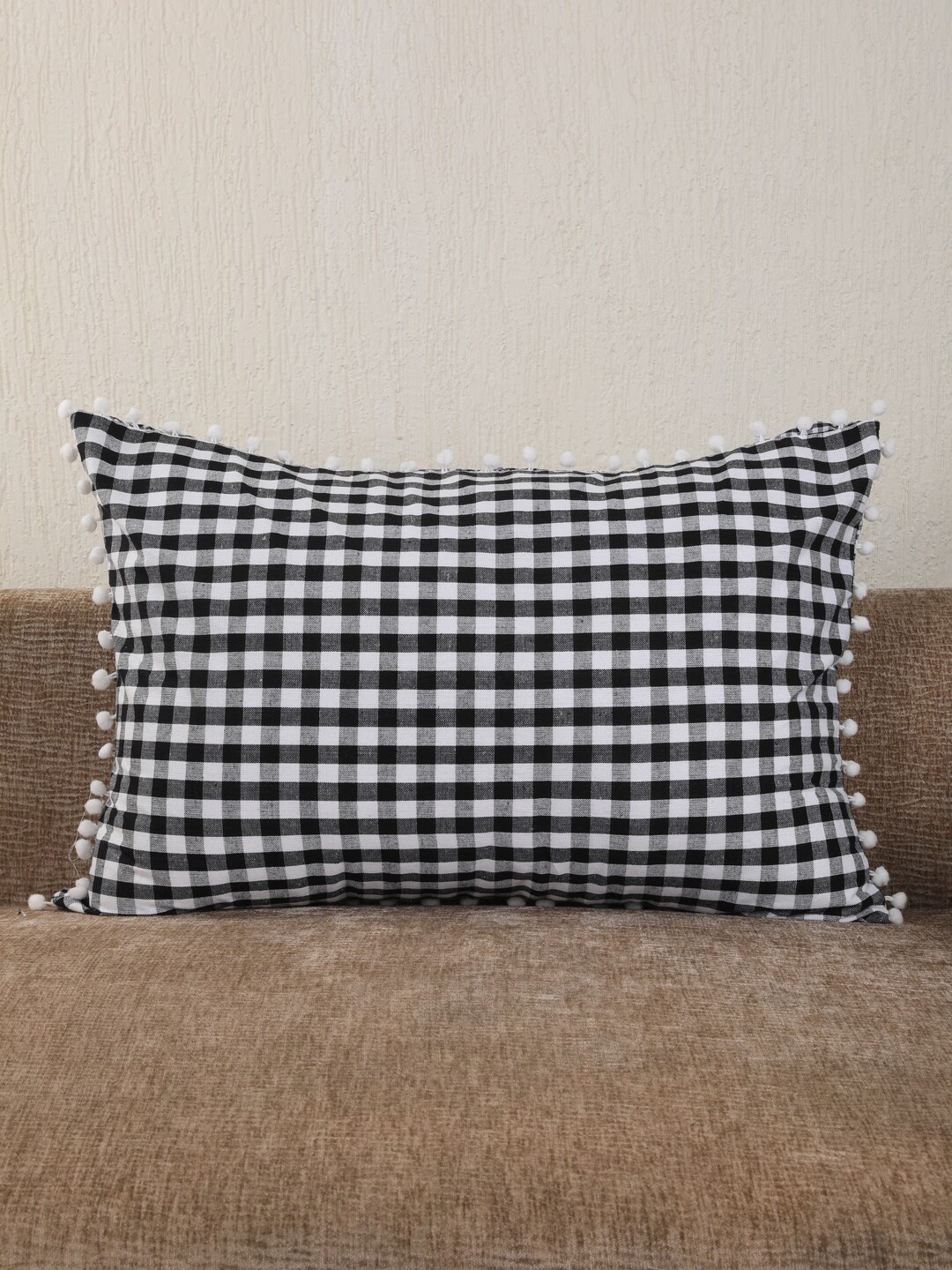 

My Gift Booth Single Black & White Checked Pillow Cover