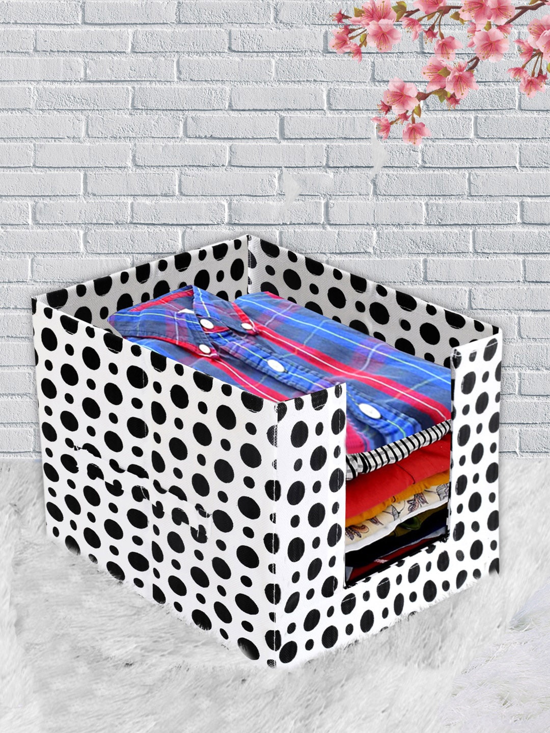 

Kuber Industries Set Of 4 White & Black Printed Wardrobe Organisers With Handles