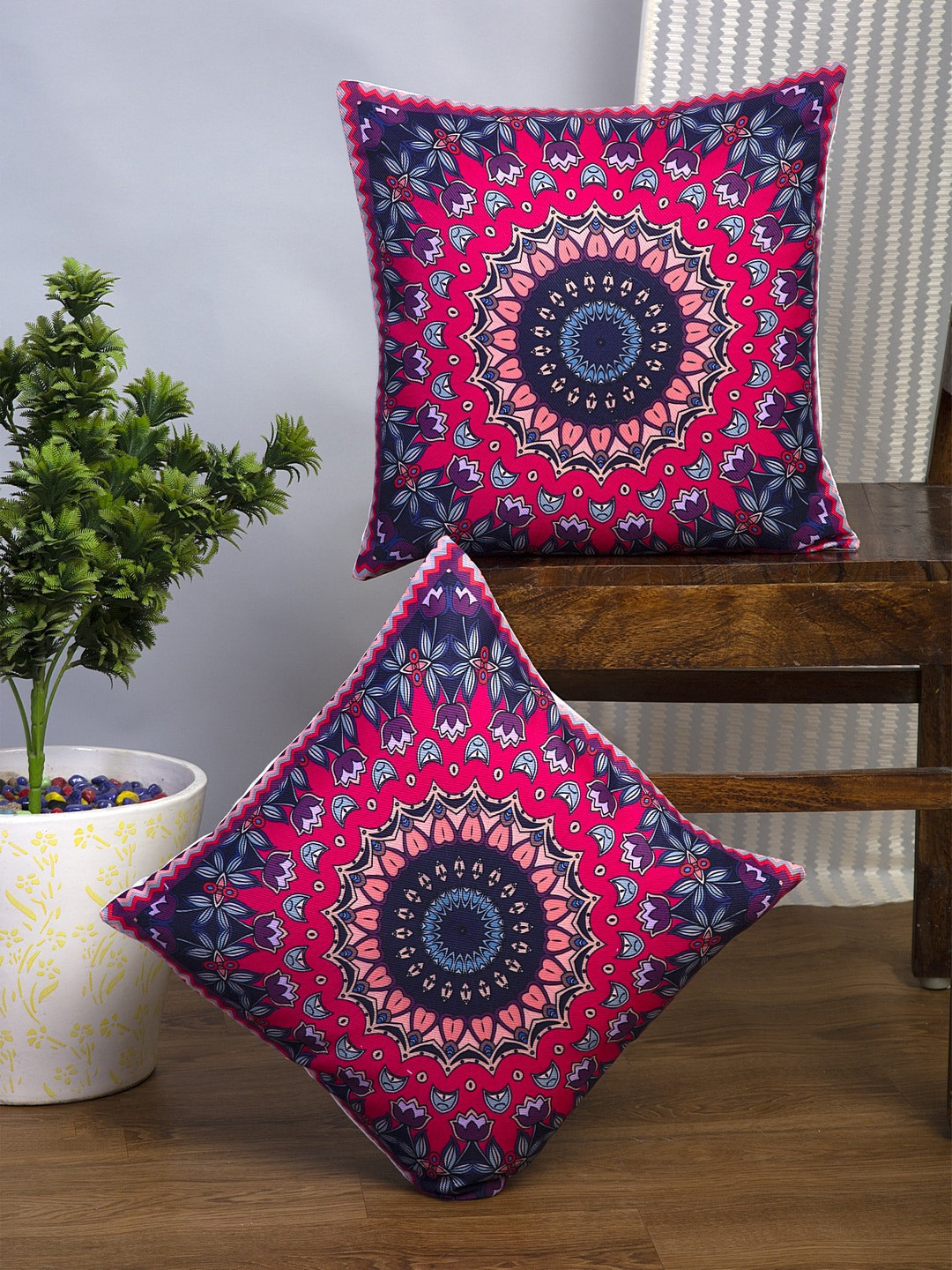 

Alina decor Pink & Navy Blue Set of 2 Ethnic Motifs Square Cushion Covers