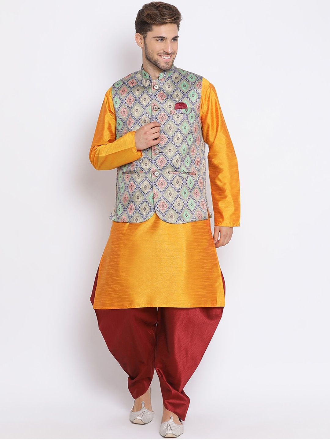 

Hangup Men Yellow & Maroon Solid Kurta with Dhoti Pants