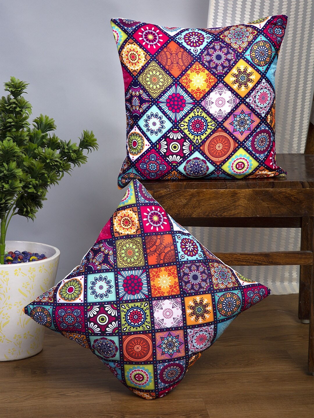 Alina decor Navy Blue & Red Set of 2 Ethnic Motifs Square Cushion Covers