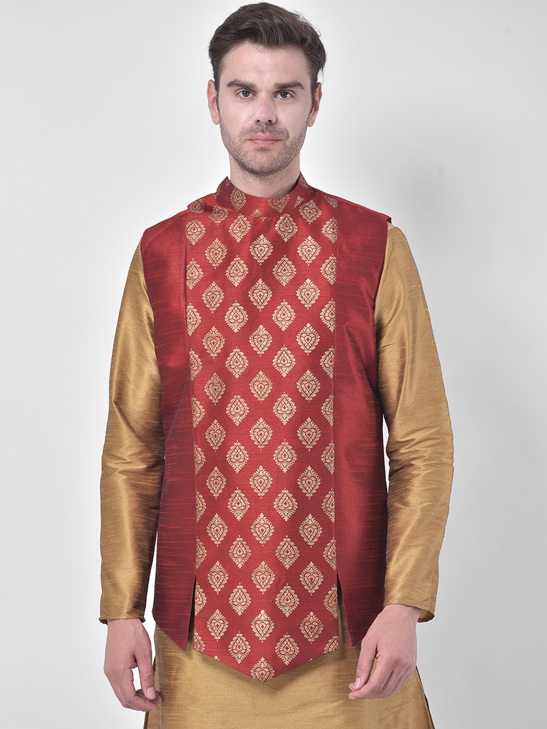 

DEYANN Men Red & Gold-Colored Woven Printed Nehru Jacket