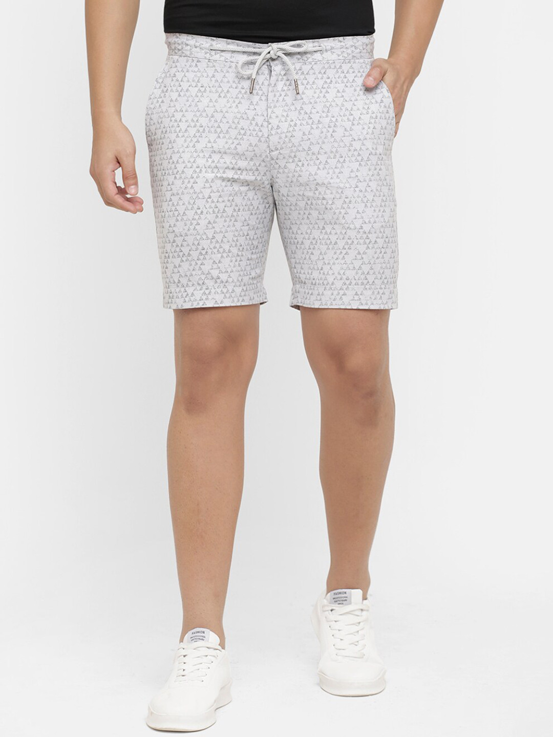 

Linen Club Men Grey Printed Slim Fit Pure Linen Regular Shorts