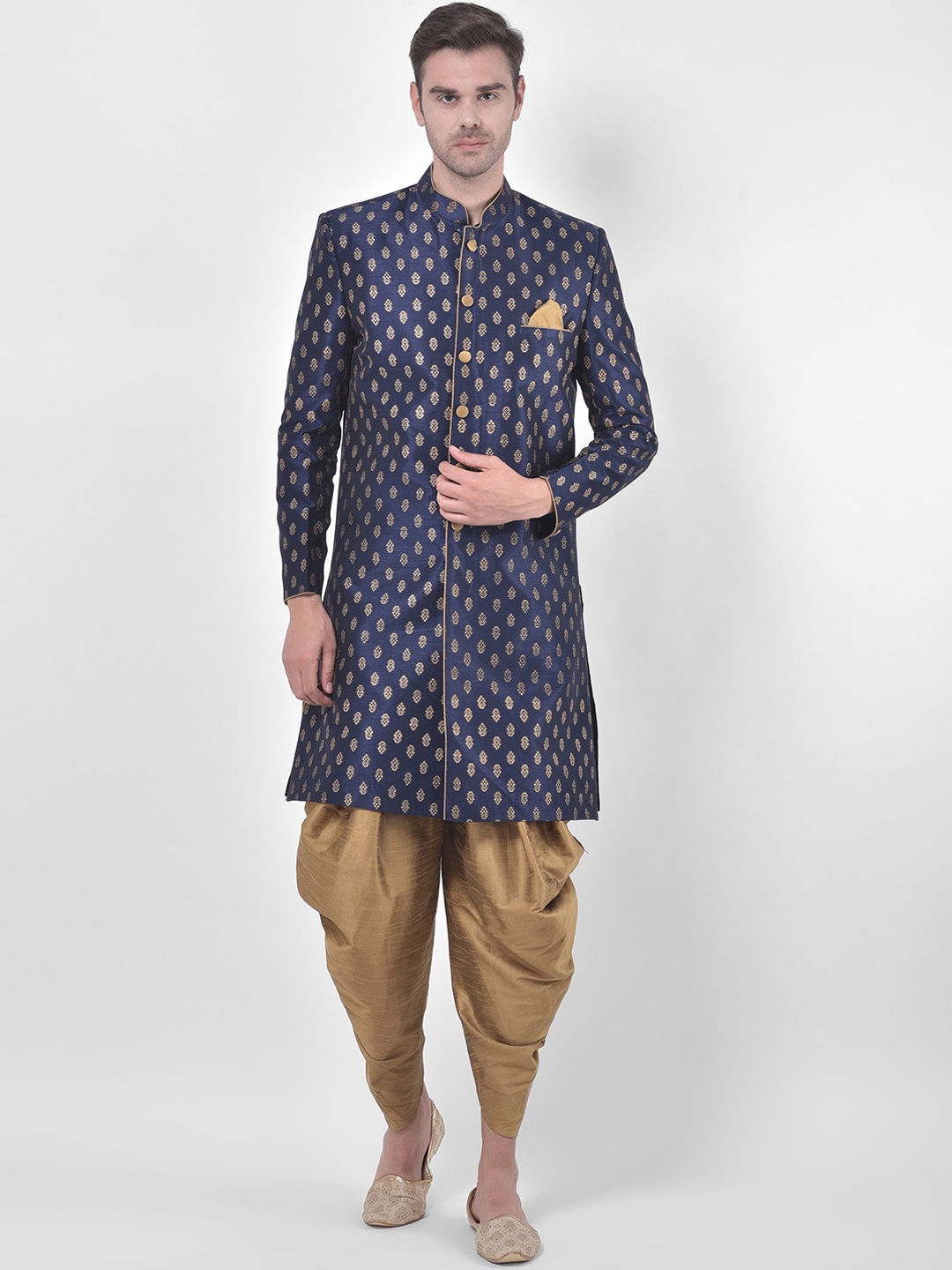 

DEYANN Men Navy Blue & Gold-Coloured Woven Design Dupion Silk Sherwani