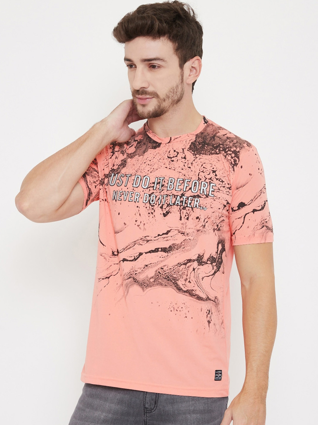 

NEVA Men Pink Printed Round Neck T-shirt
