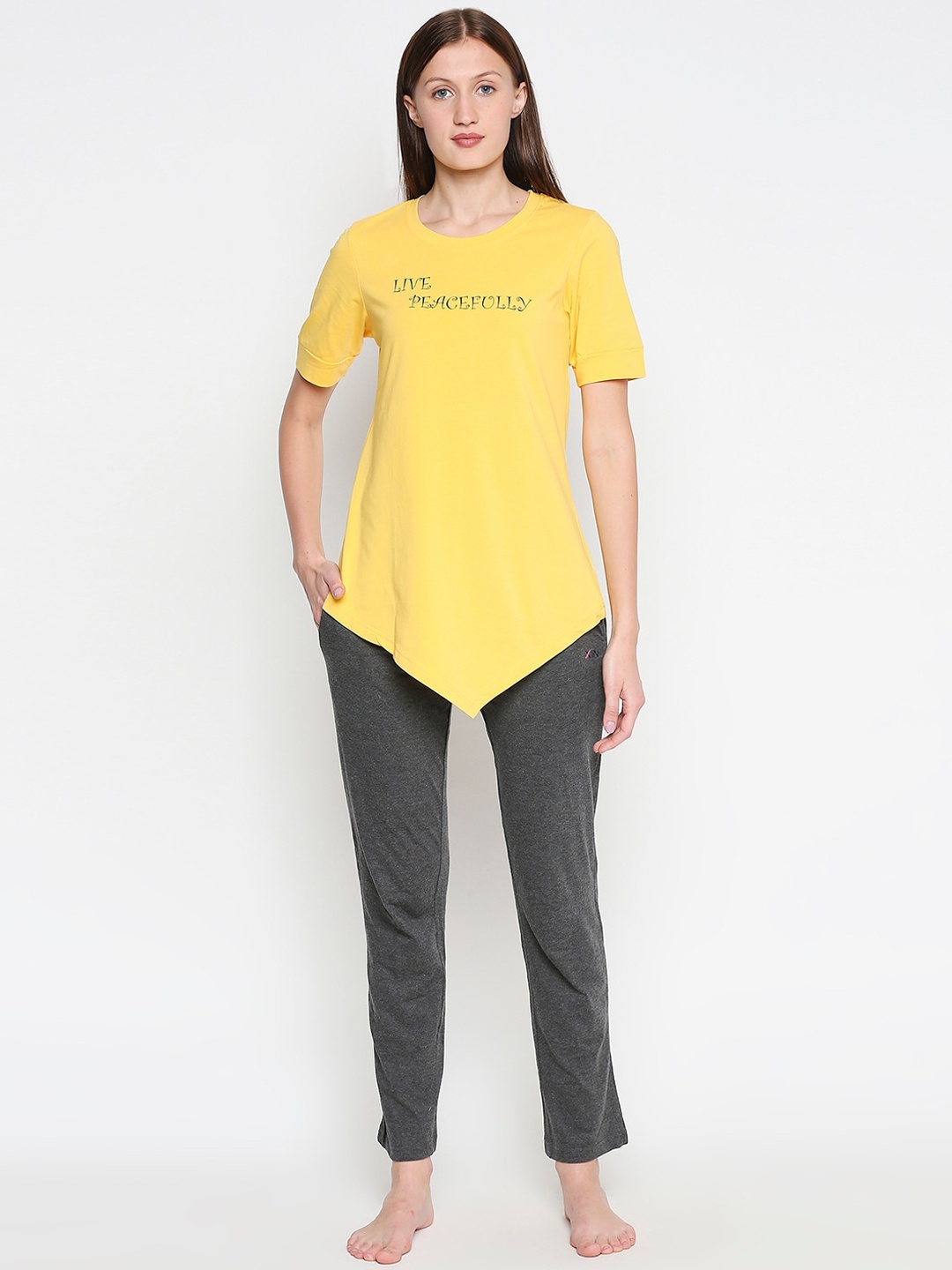 

XIN Women Yellow & Charcoal Printed Night suit