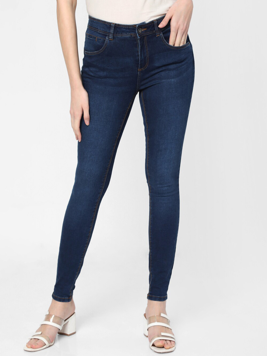 

Vero Moda Women Blue Straight Fit Jeans