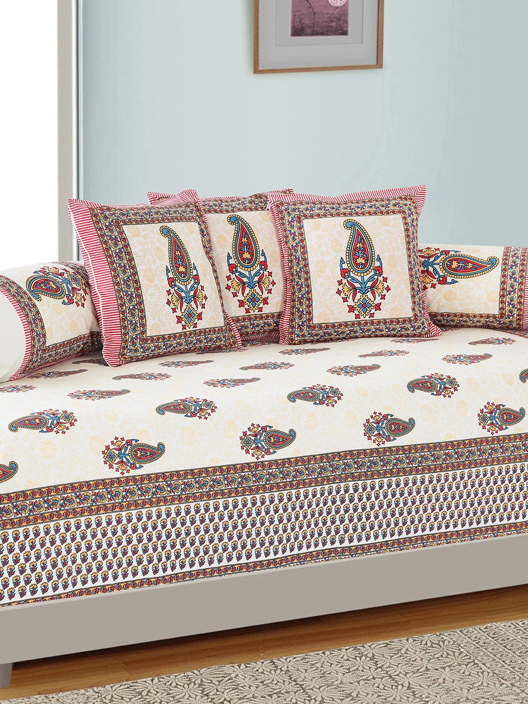 

Salona Bichona Set Of 6 Off-White & Red Ethnic Motif Printed Diwan Set