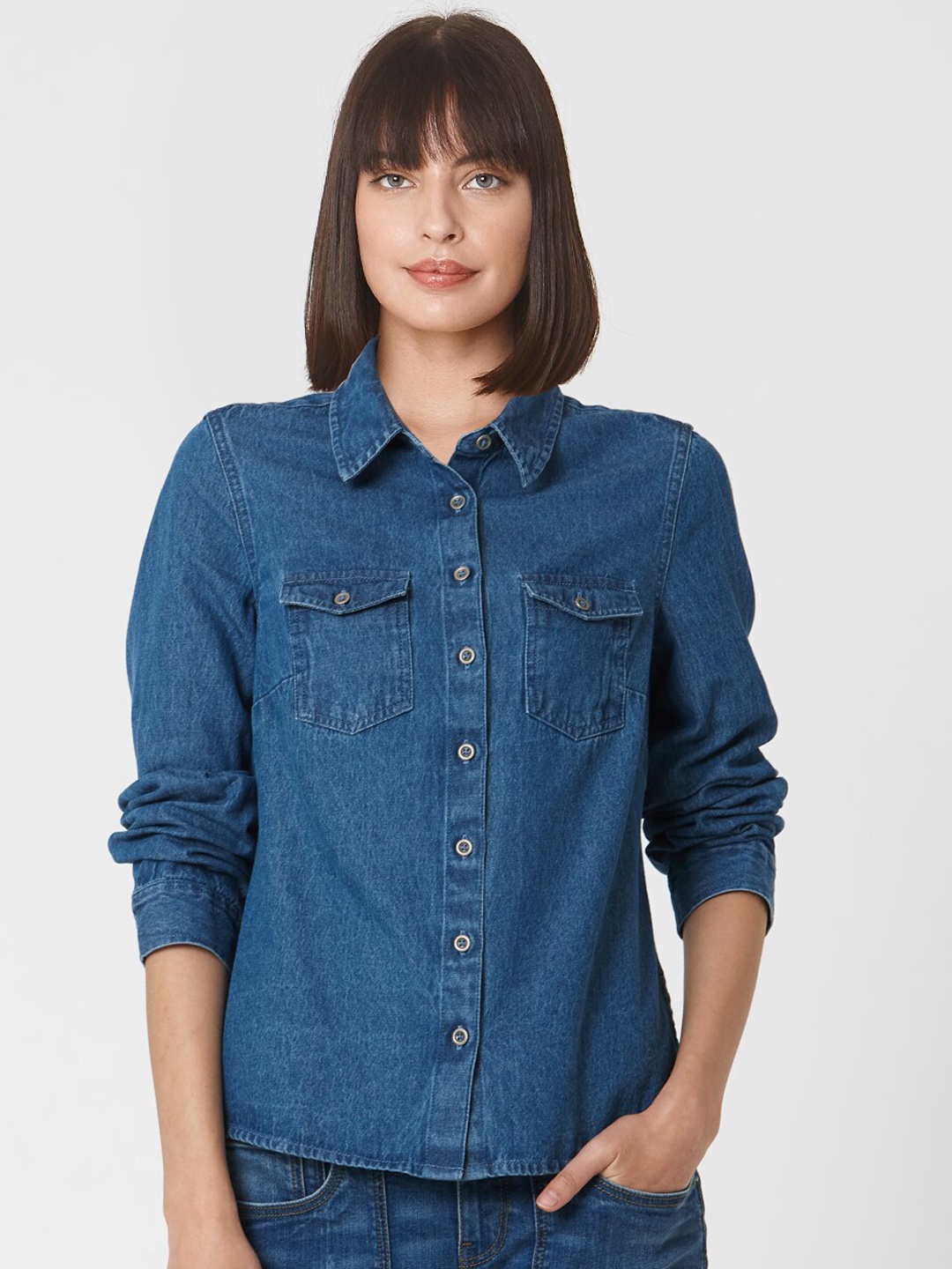 

Vero Moda Women Blue Regular Fit Solid Casual Shirt