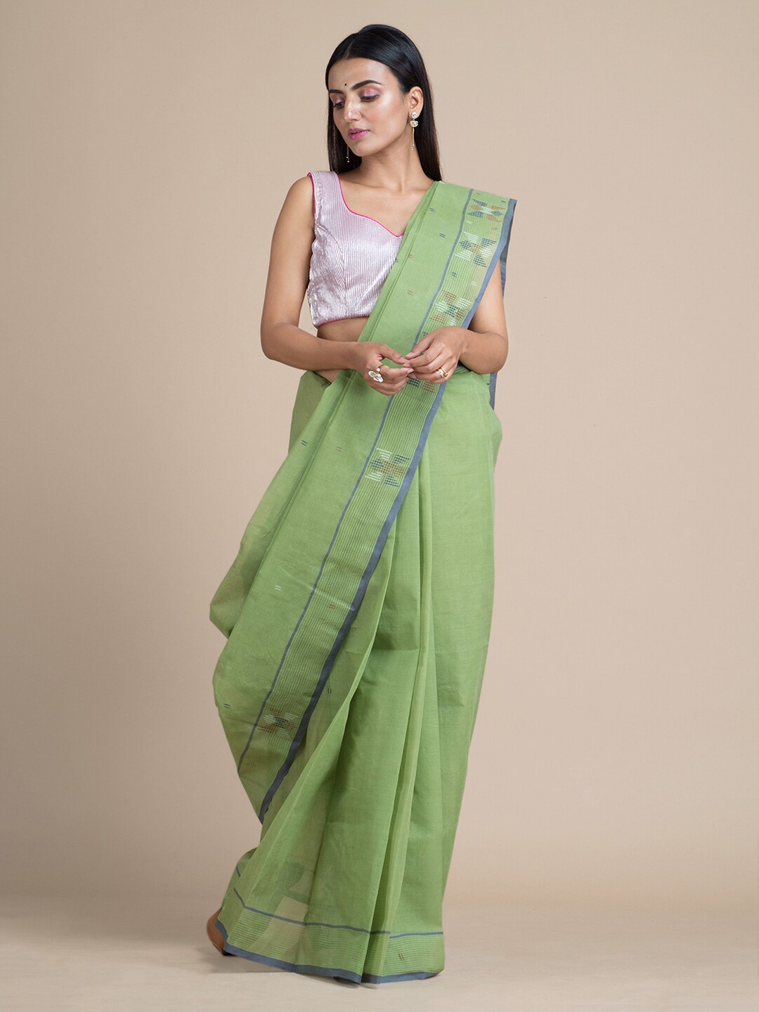 

Mitera Green Pure Cotton Woven Design Taant Saree