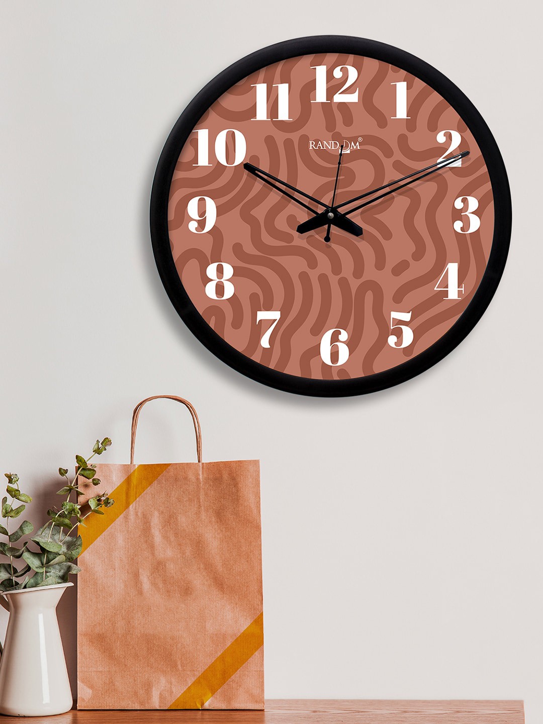 

RANDOM Brown Round Printed 30.4 cm Analogue Wall Clock