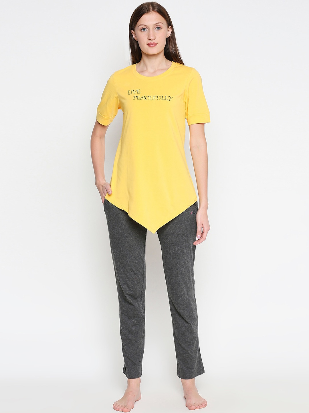 

XIN Women Yellow & Charcoal Printed Night suit