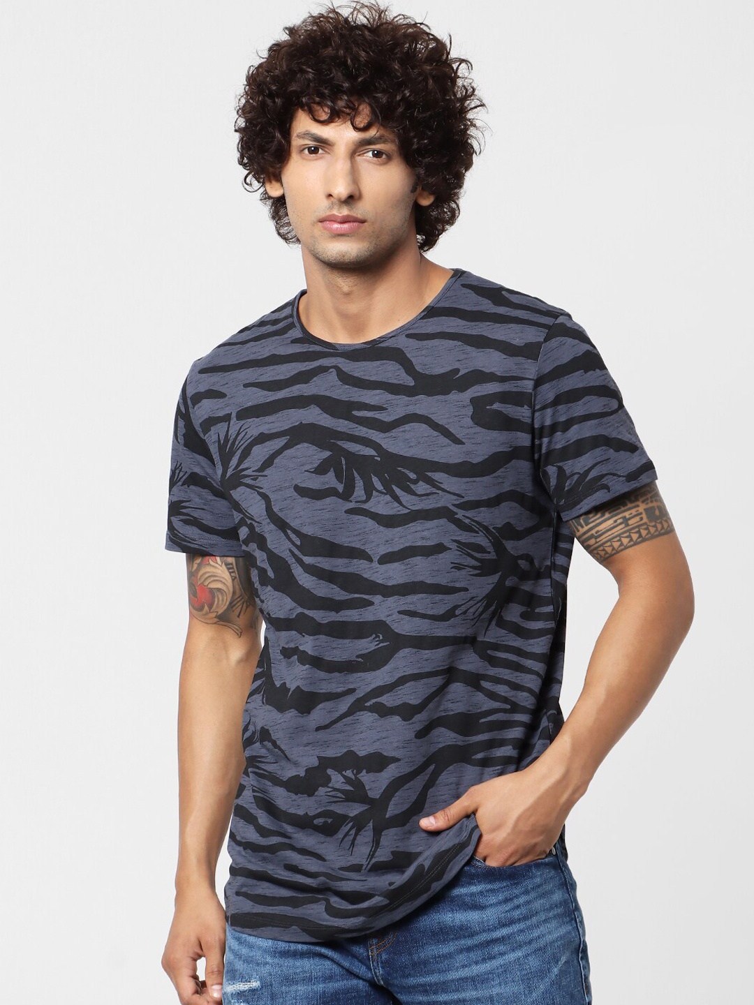 

Jack & Jones Men Blue Printed Round Neck T-shirt