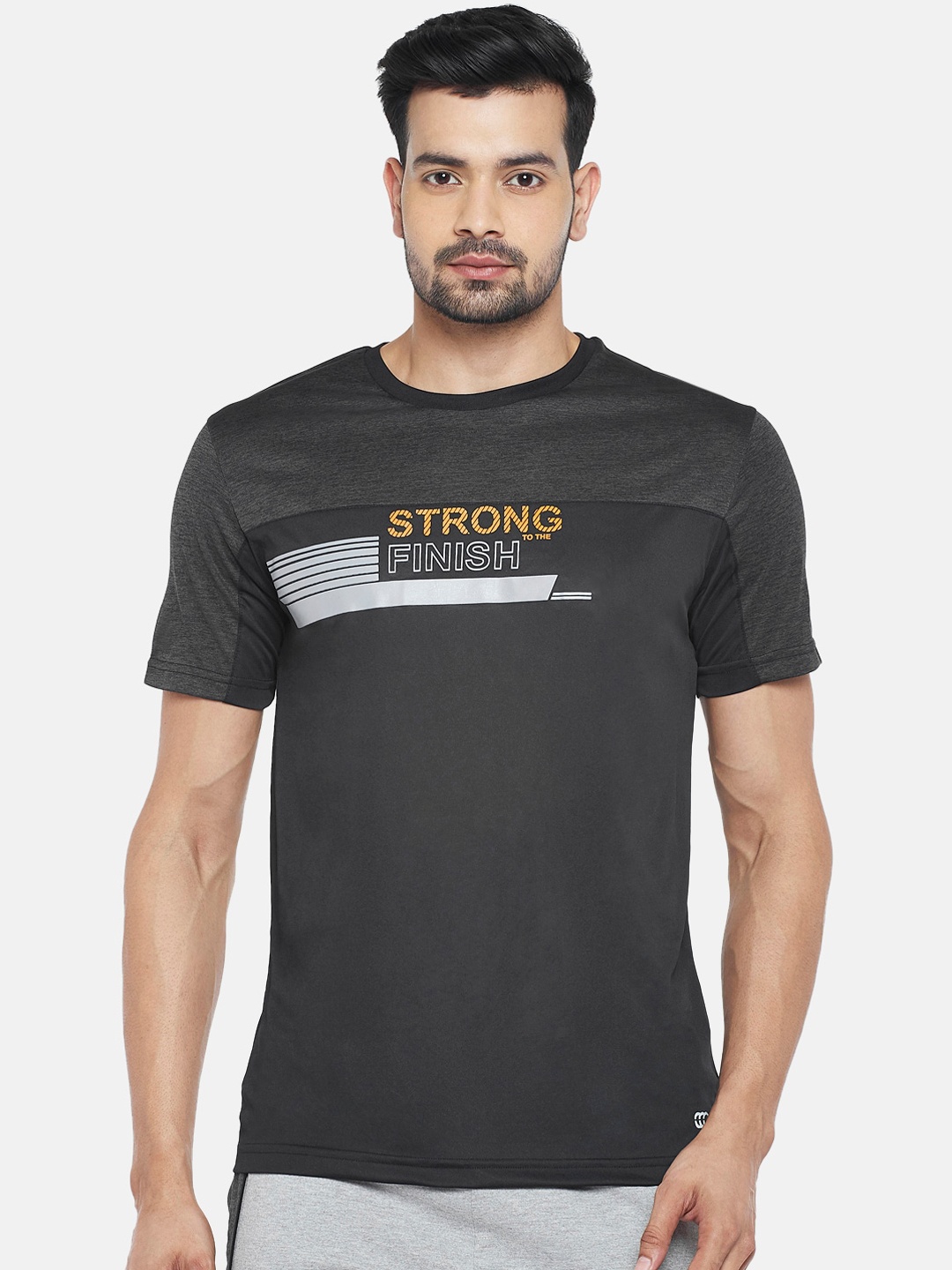 

Ajile by Pantaloons Men Black Printed Round Neck T-shirt