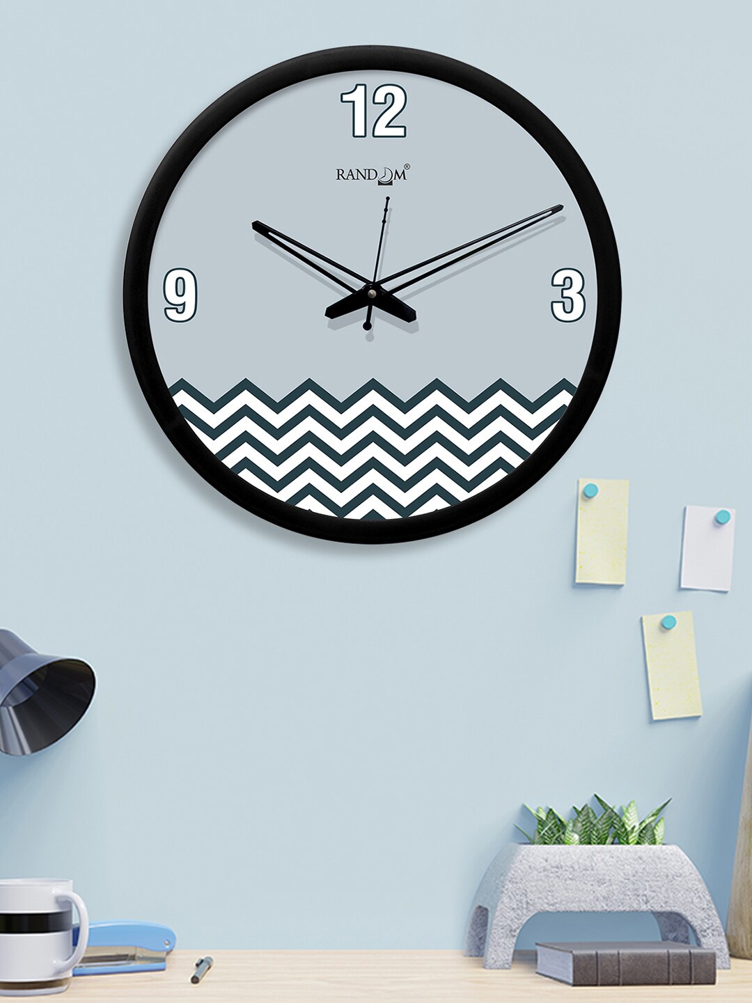 

RANDOM Blue & Black Round Printed 30.4 cm Analogue Wall Clock