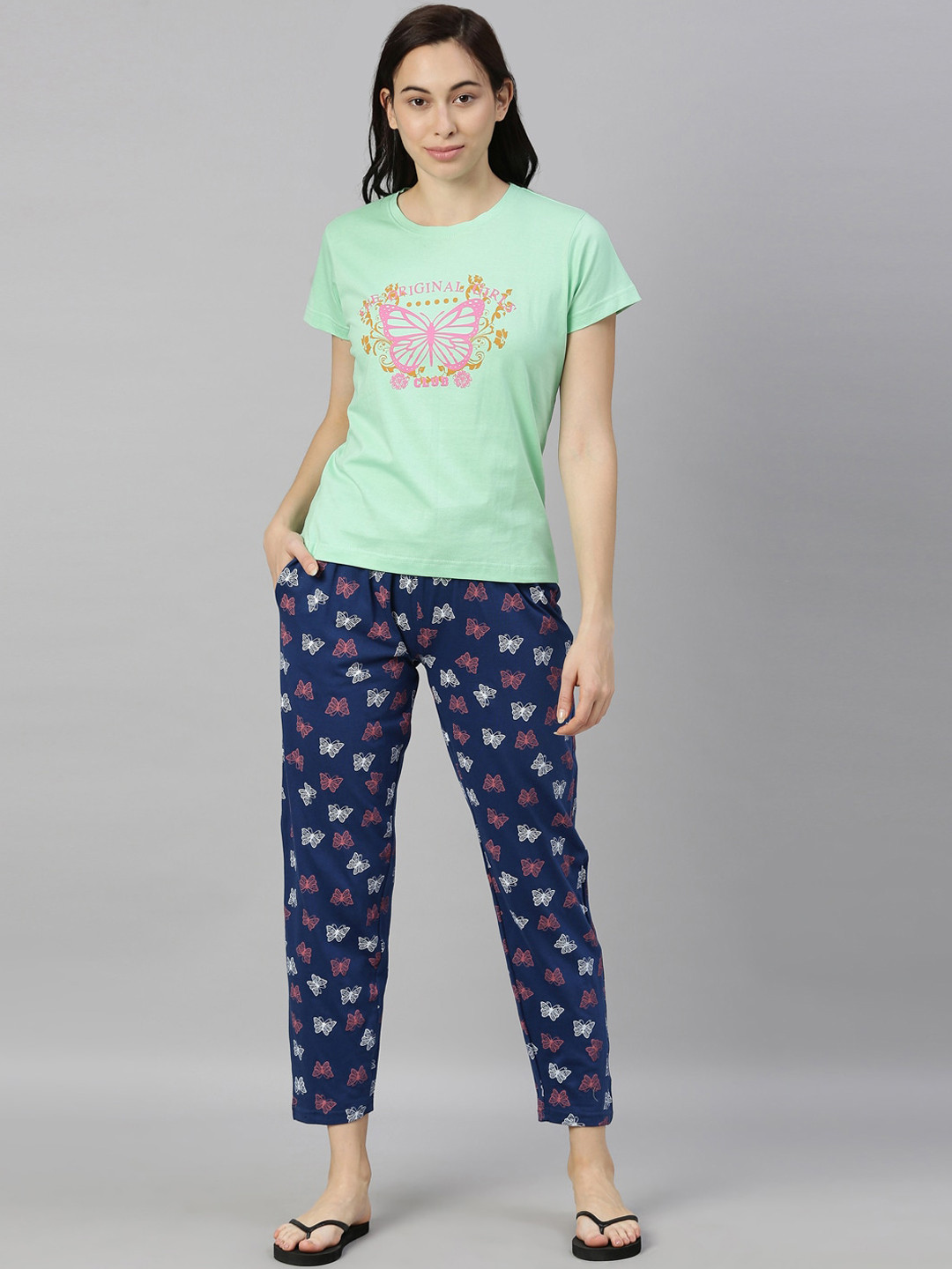 

Kryptic Women Green & Navy Blue Printed Night suit