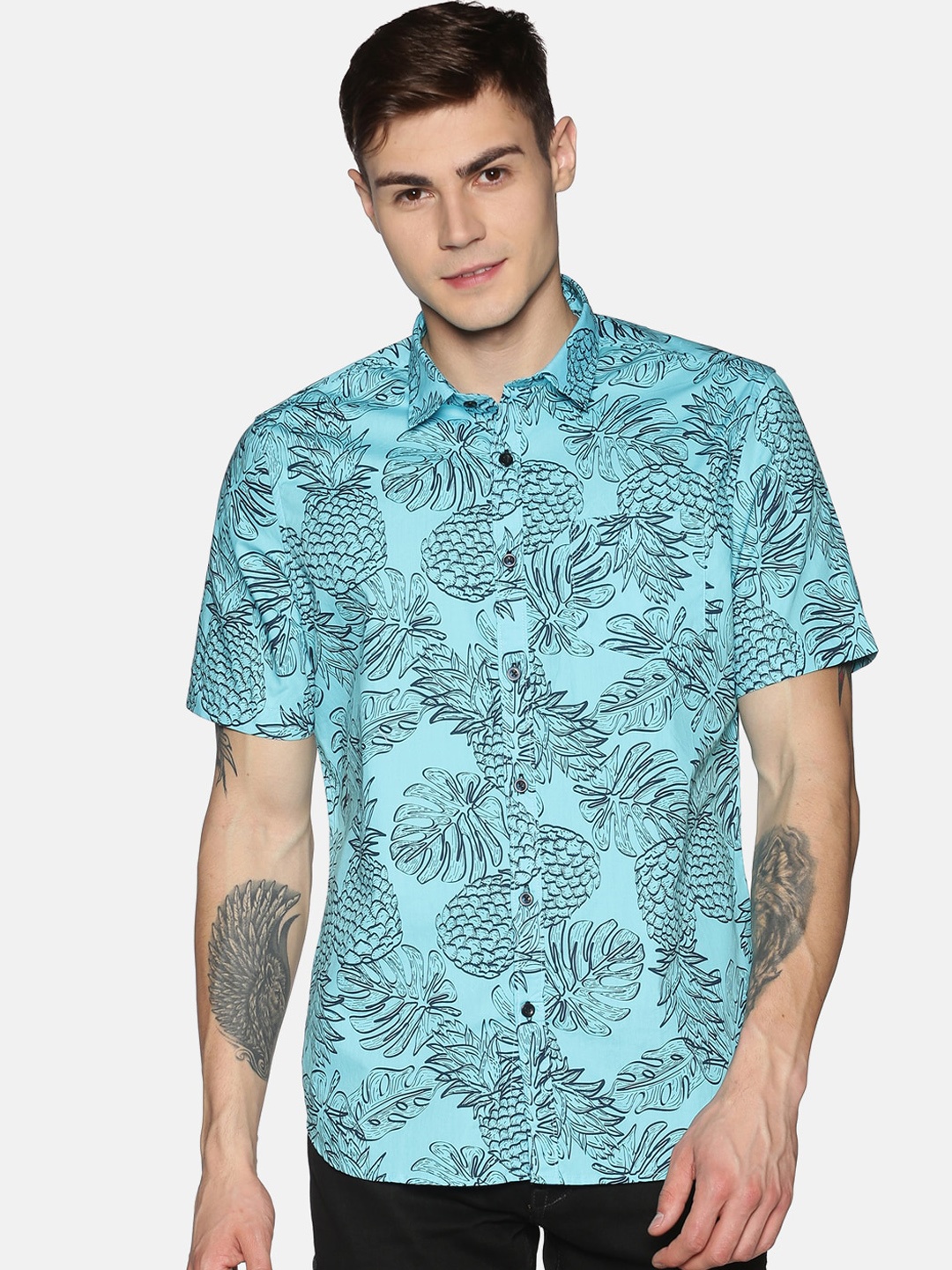 

Tusok Men Blue Regular Fit Printed Casual Shirt