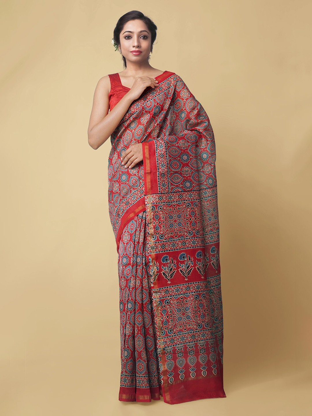 

Unnati Silks Red Silk Cotton Printed Chanderi Saree