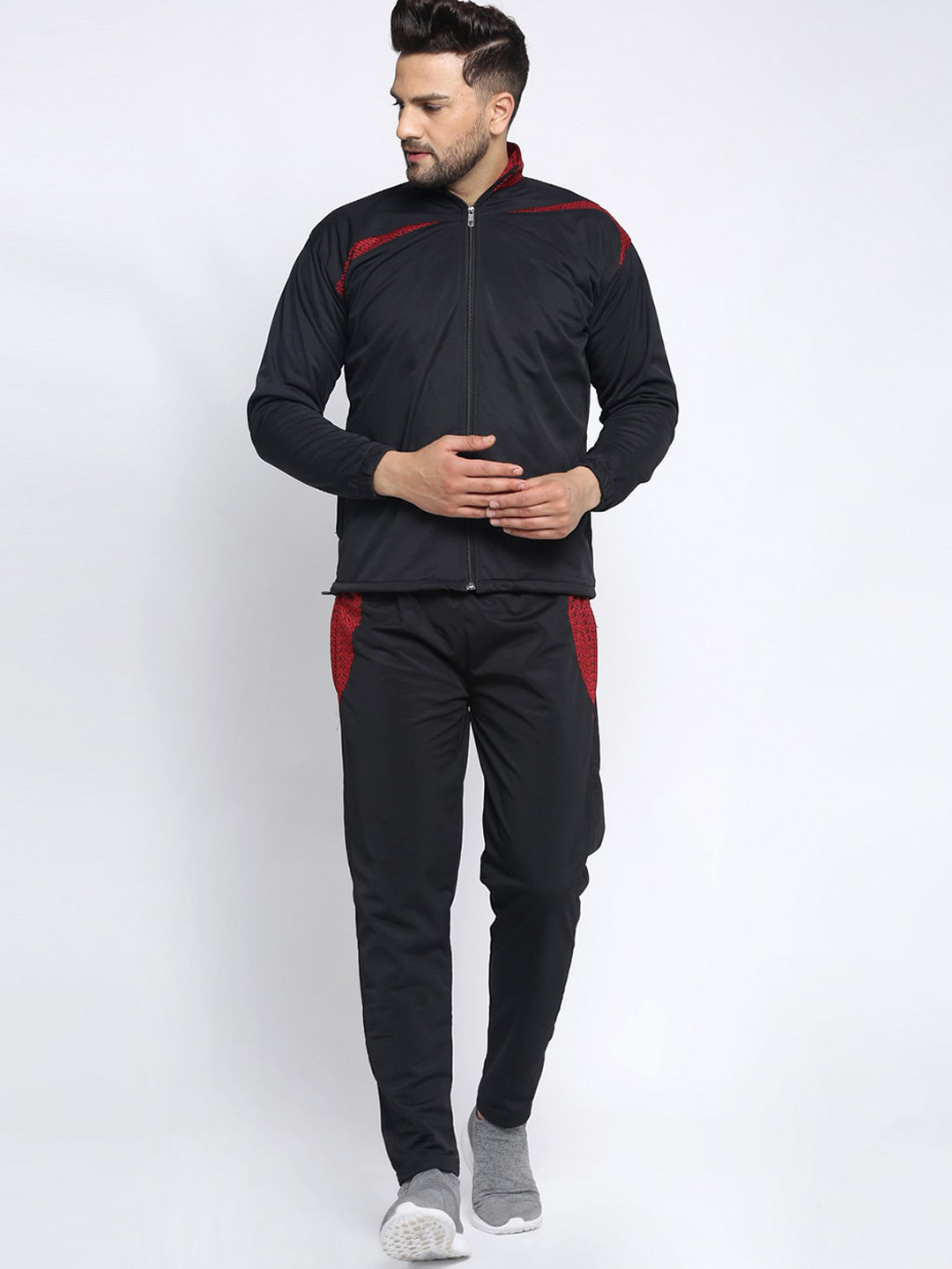 

KLOTTHE Men Black Solid Tracksuit
