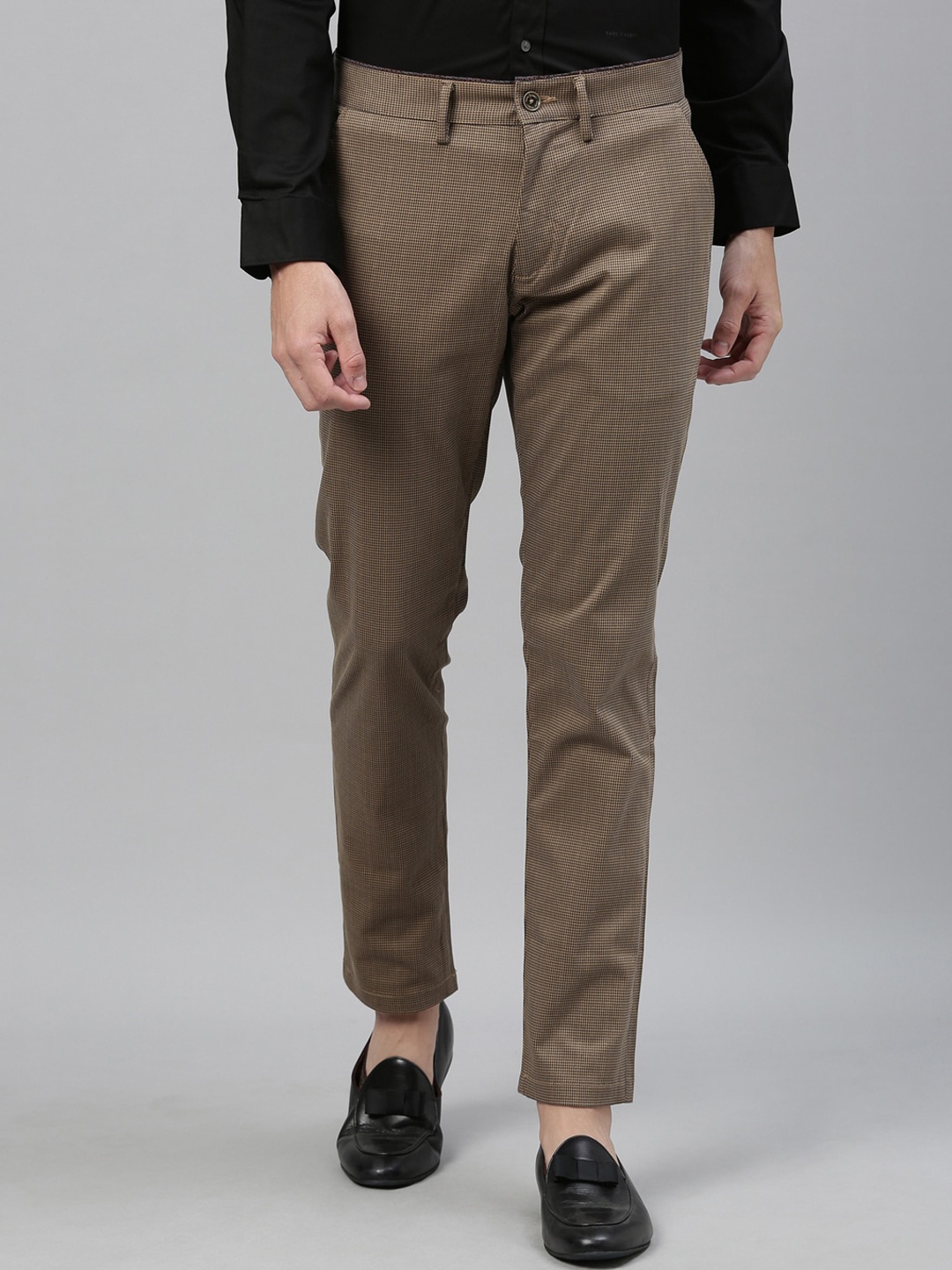 

RARE RABBIT Men Brown Regular Fit Self Design Trousers