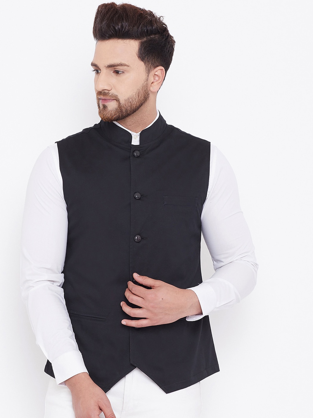 

Hypernation Black Solid Waistcoat