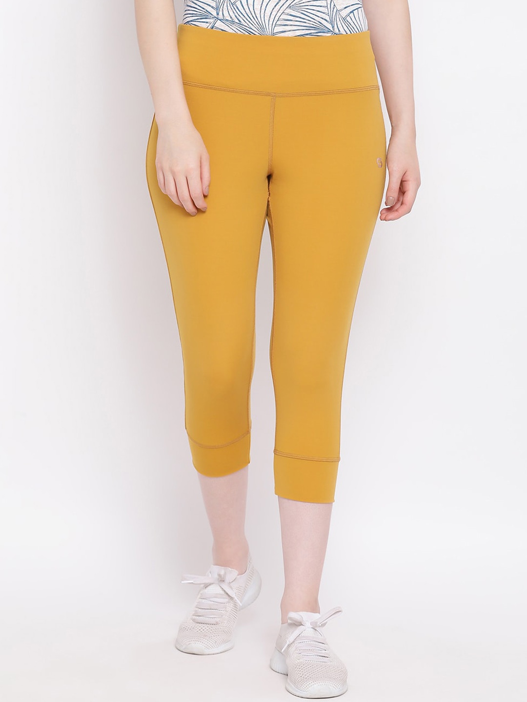 

Spolei Women Yellow Solid Capri Tights, Burgundy