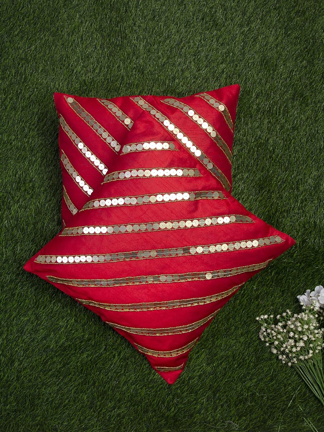 

Alina decor Red & Gold-Toned Set of 2 Striped Square Cushion Covers