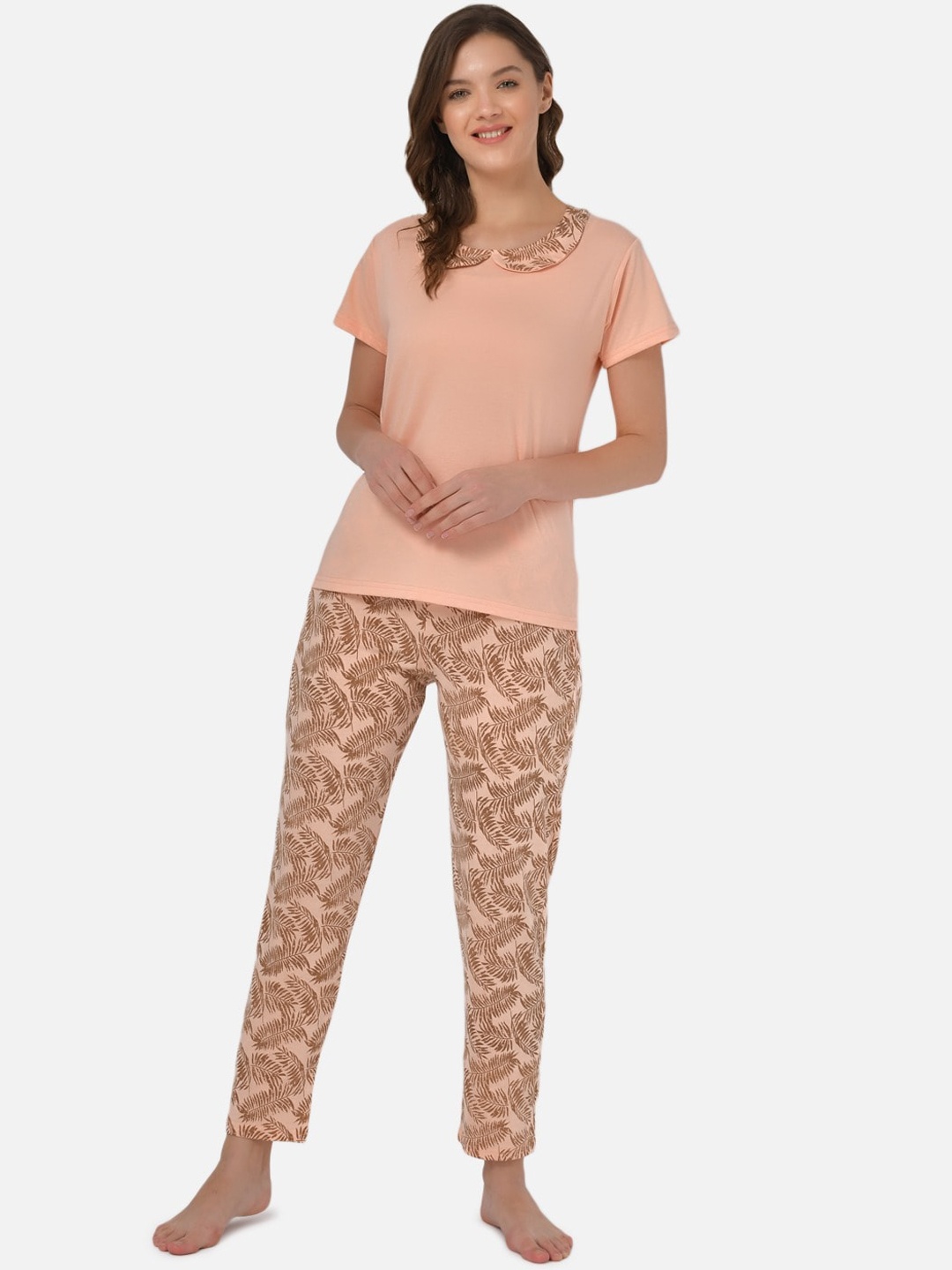 

Klamotten Women Peach-Coloured & Brown Printed Night suit
