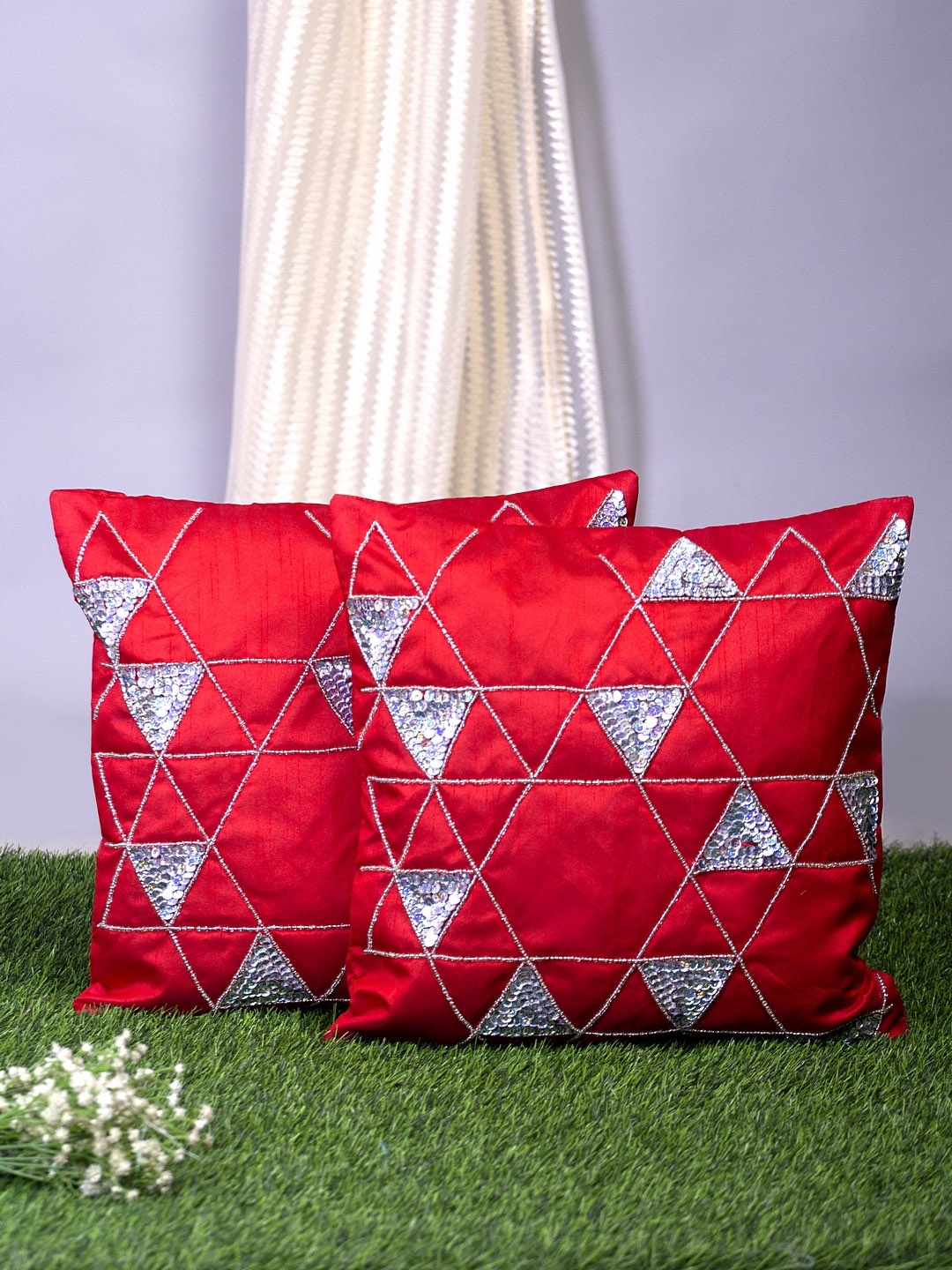 

Alina decor Red & Silver-Toned Set of 2 Embellished Square Cushion Covers