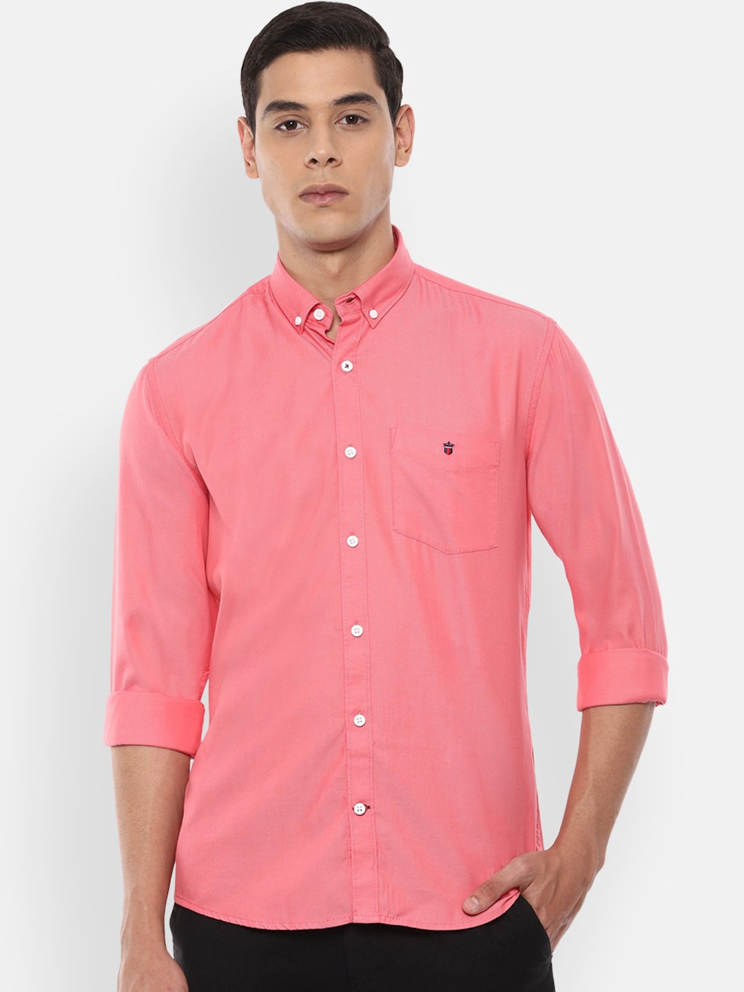 

Louis Philippe Sport Men Pink Slim Fit Solid Casual Cotton Shirt