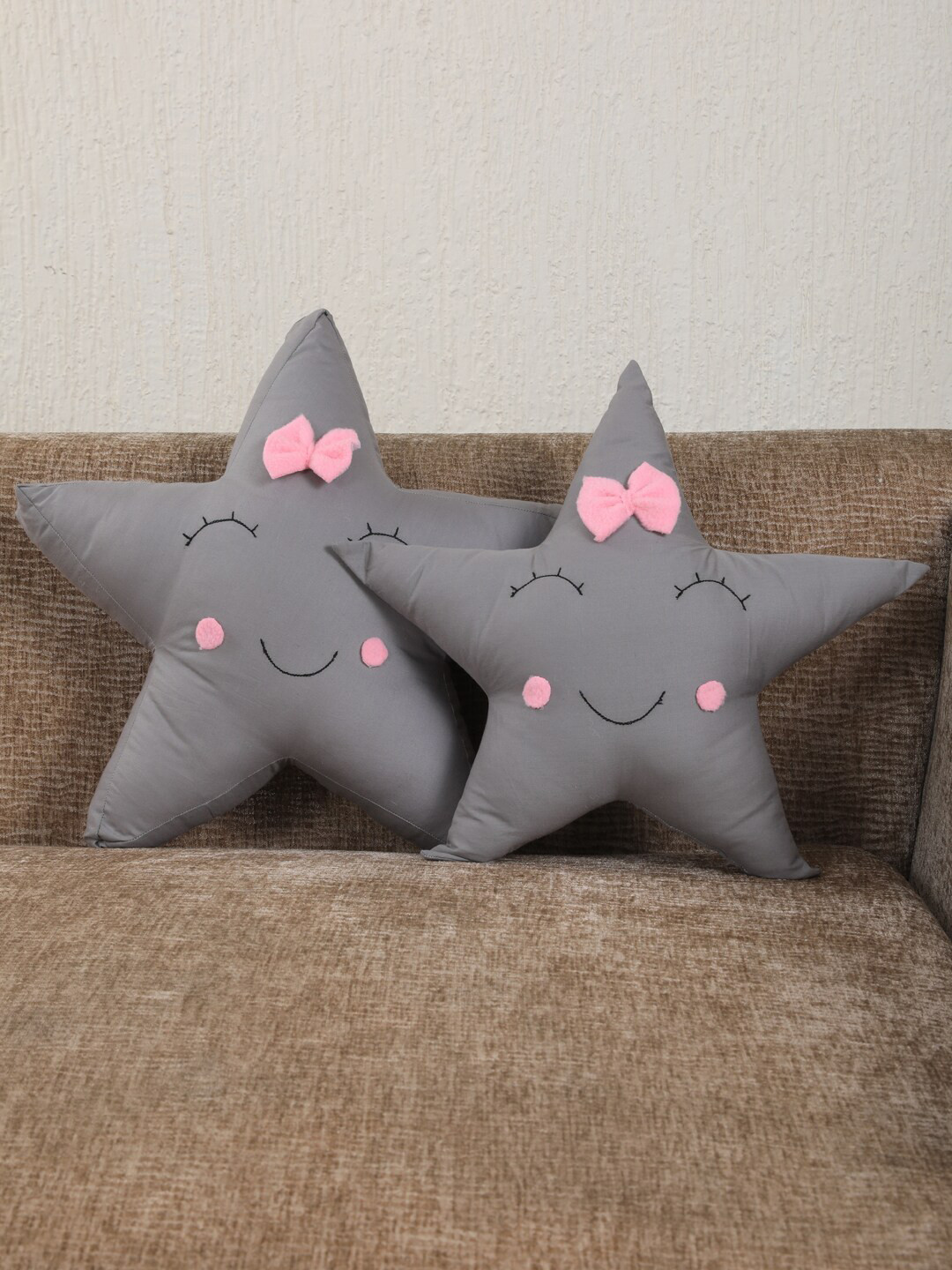 

YK Set Of 2 Grey & Pink Embellished Star Shaped Cushions
