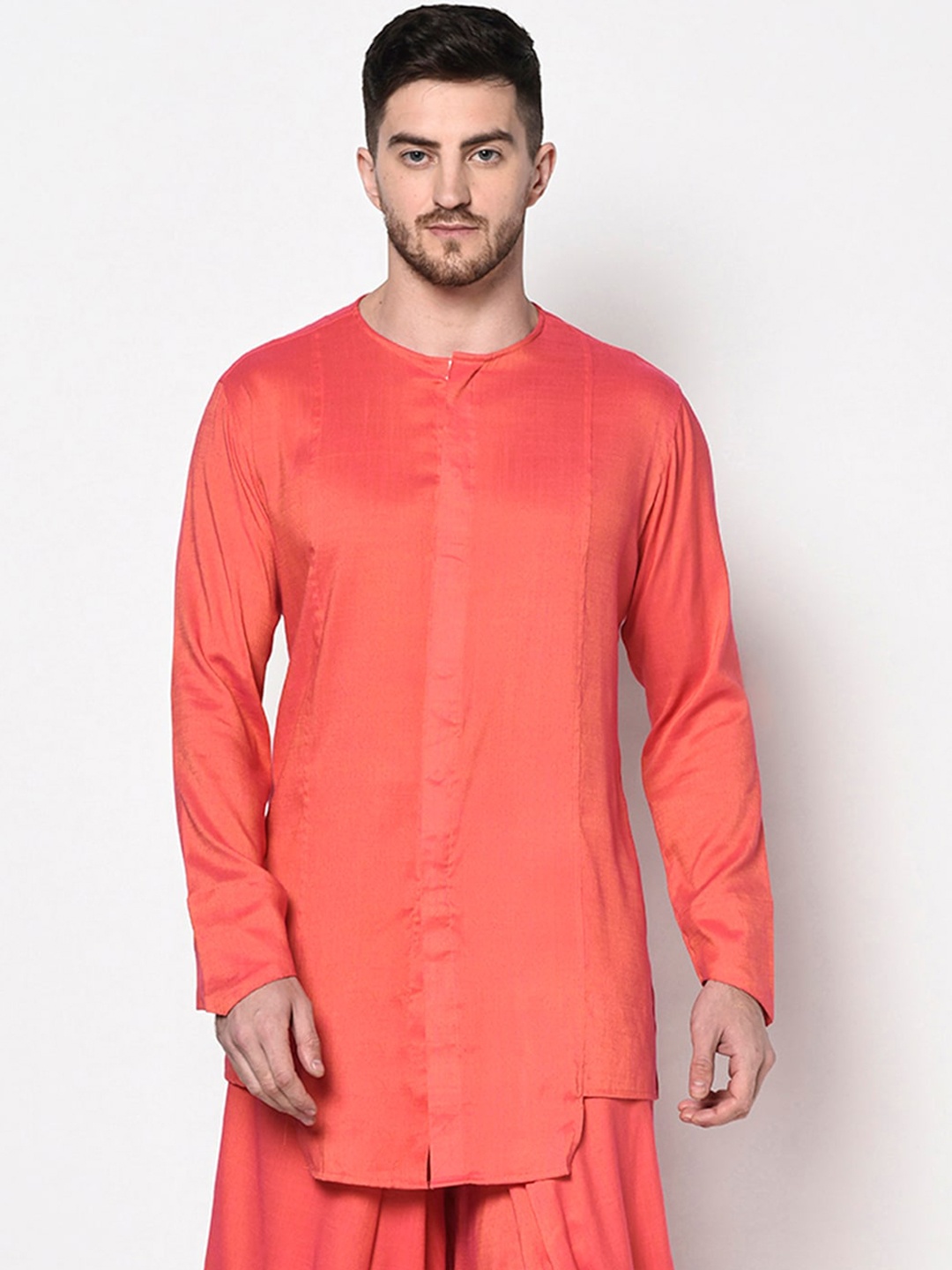 

Lamaaya Men Pink Round Neck Asymmetric Hem Cotton Kurta
