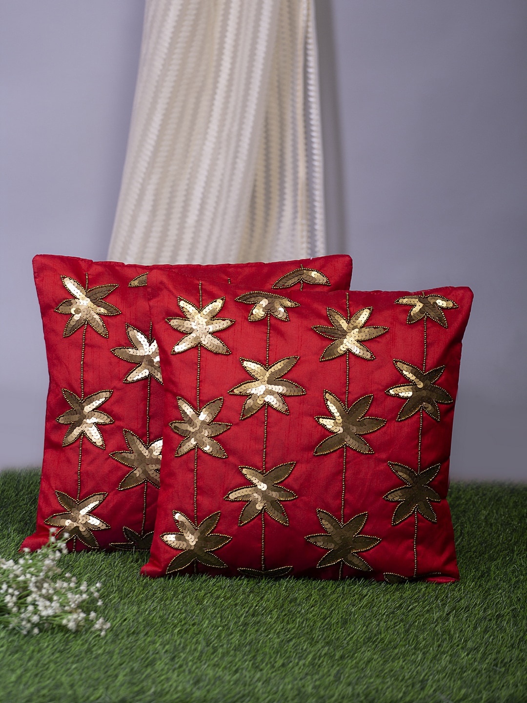

Alina decor Red & Gold-Toned Set of 2 Embellished Square Cushion Covers