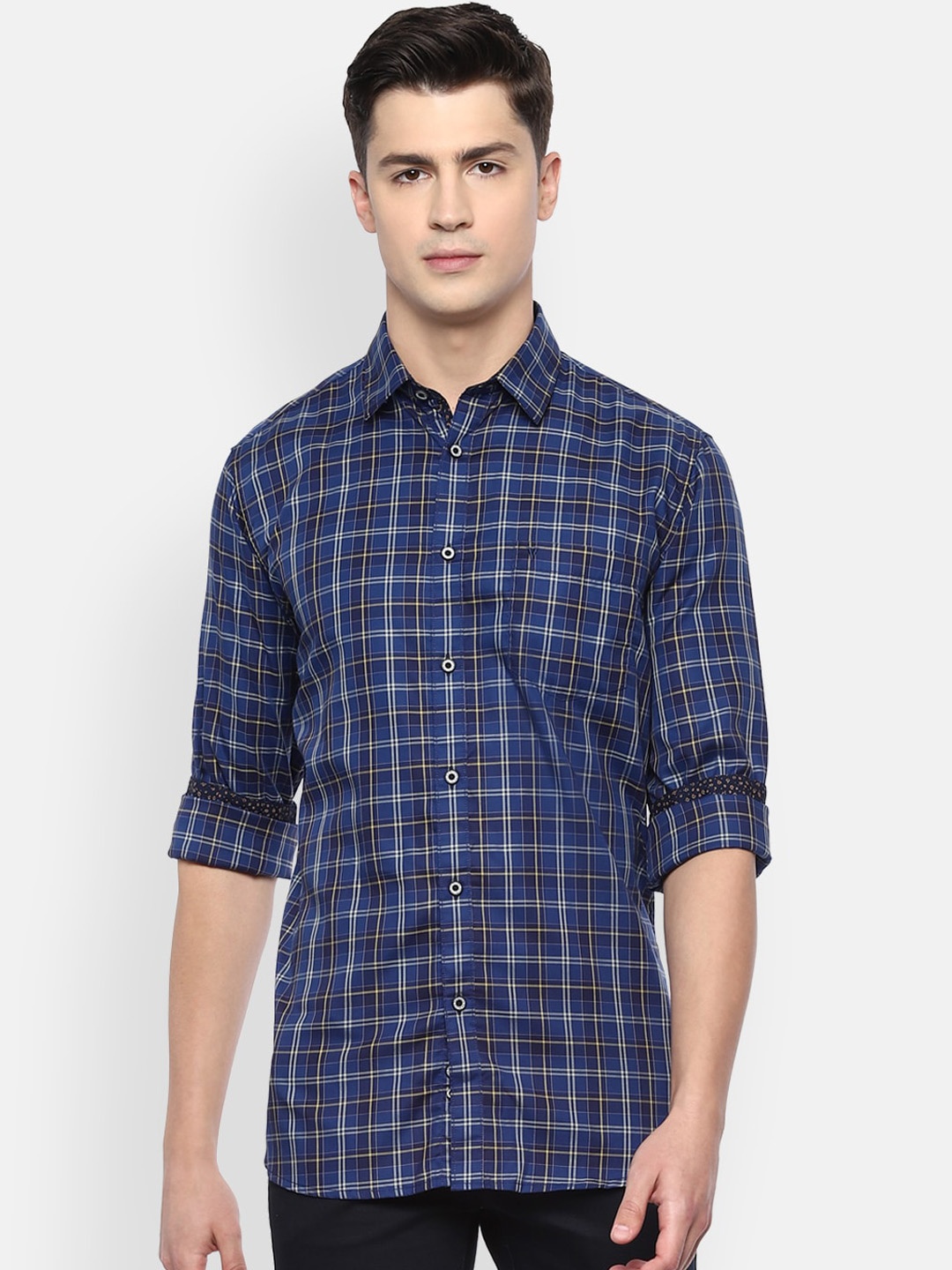 

Van Heusen Sport Men Blue Slim Fit Checked Casual Shirt