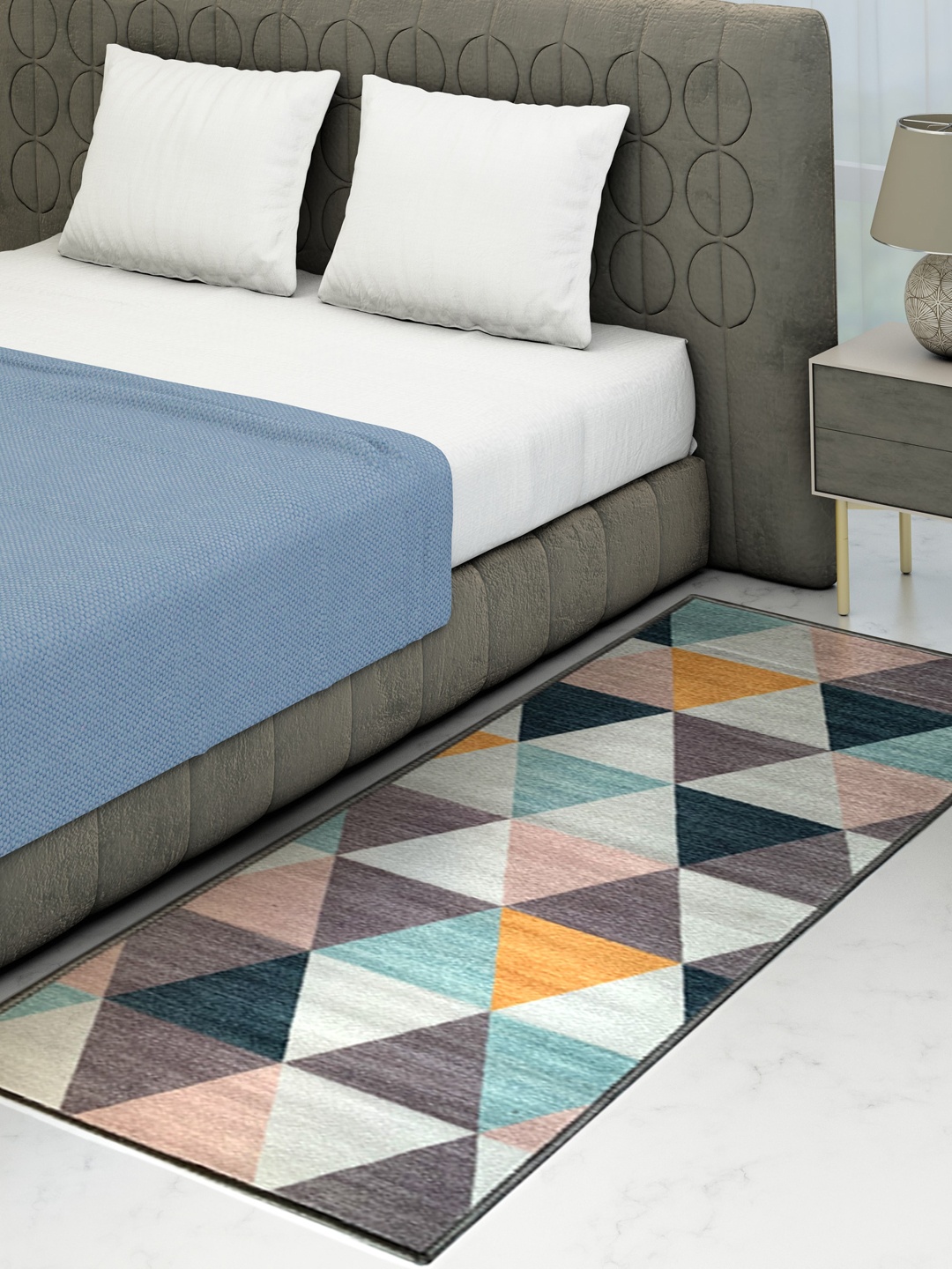

Athom Trendz Brown & White Geometric Printed Anti-Skid Bed Runner