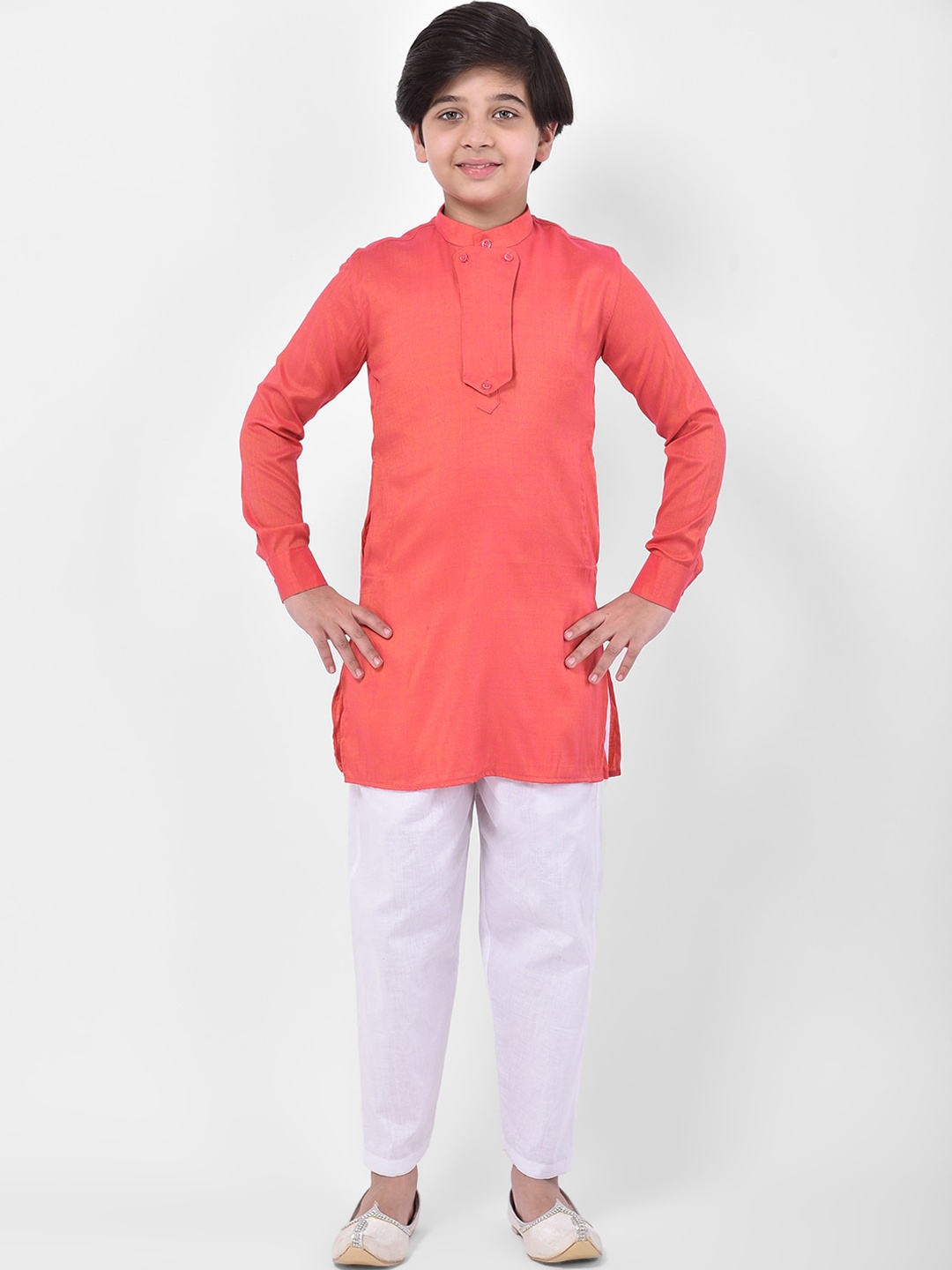 

DEYANN Boys Pink & White Solid Kurta with Pyjamas