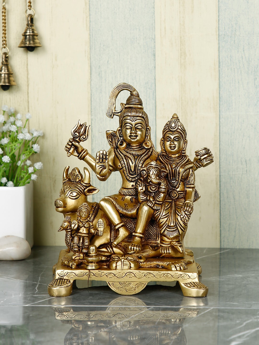 

CraftVatika Gold-Toned Handmade Shiva Family Idol Showpiece
