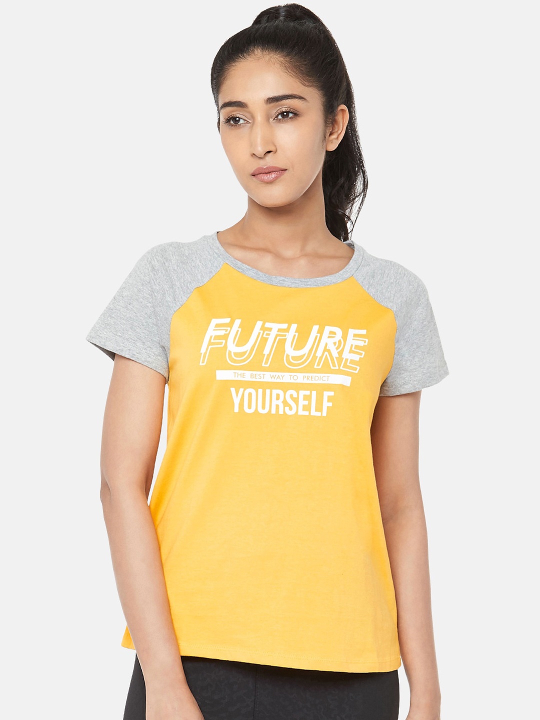 

Ajile by Pantaloons Women Mustard Colourblocked Round Neck T-shirt