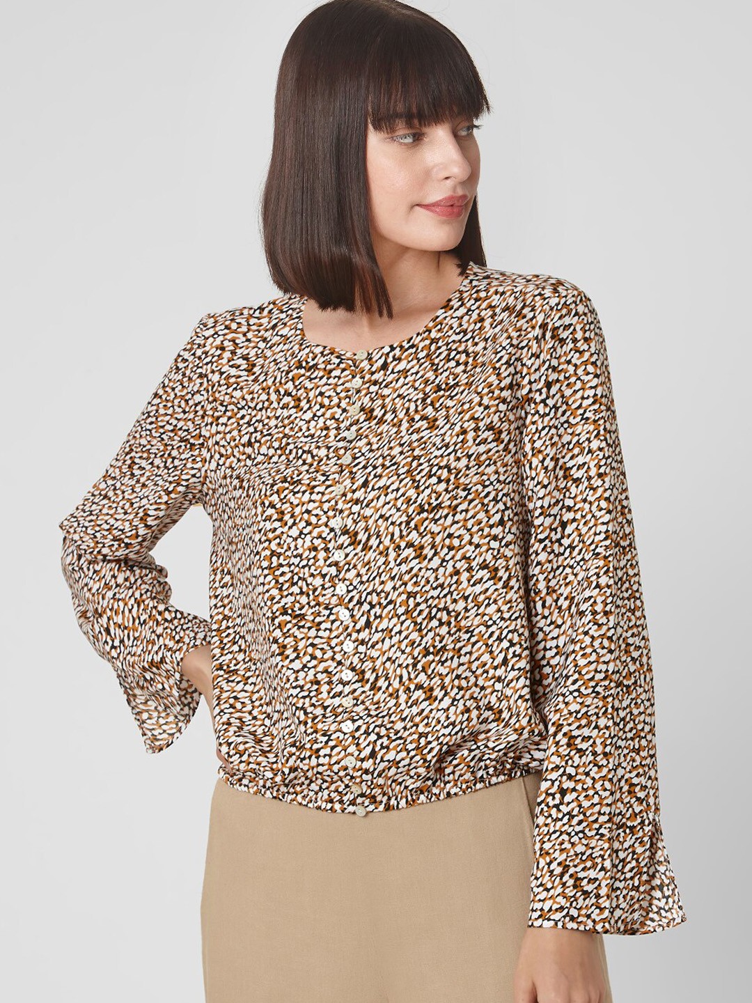

Vero Moda White & Brown Printed Regular Top