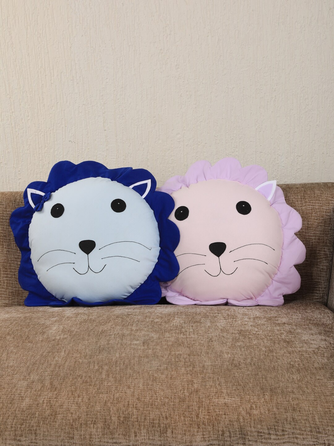 YK Set Of 2 Blue & Pink Embroidered Lion Face Cushion