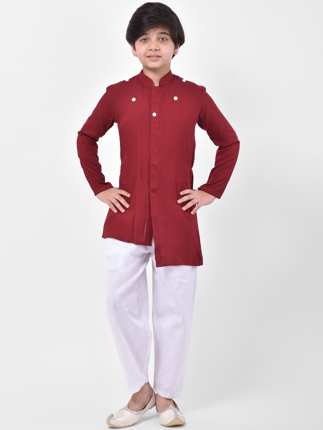 

DEYANN Boys Red & White Solid Cotton Kurta with Pyjamas